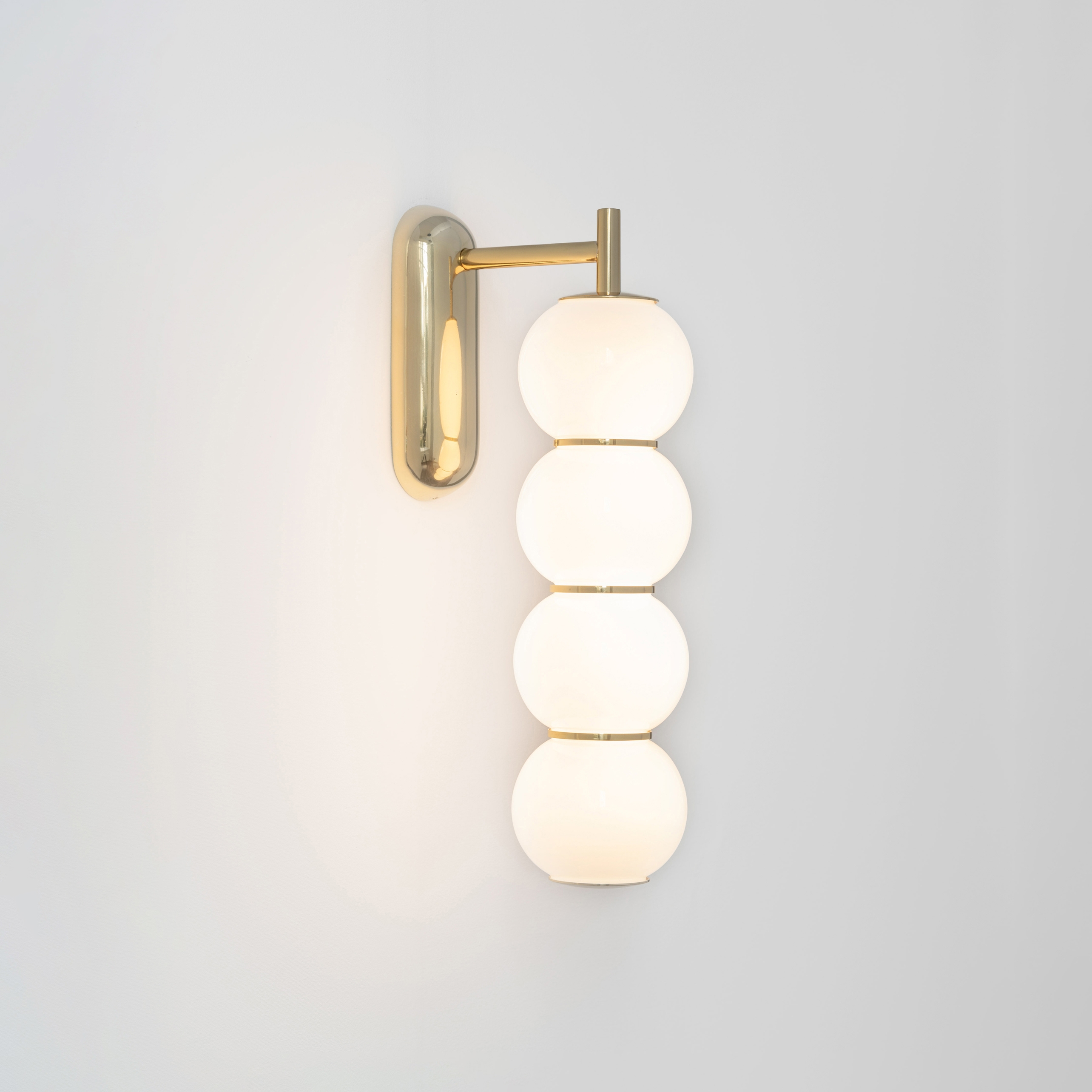 Pearls Wall