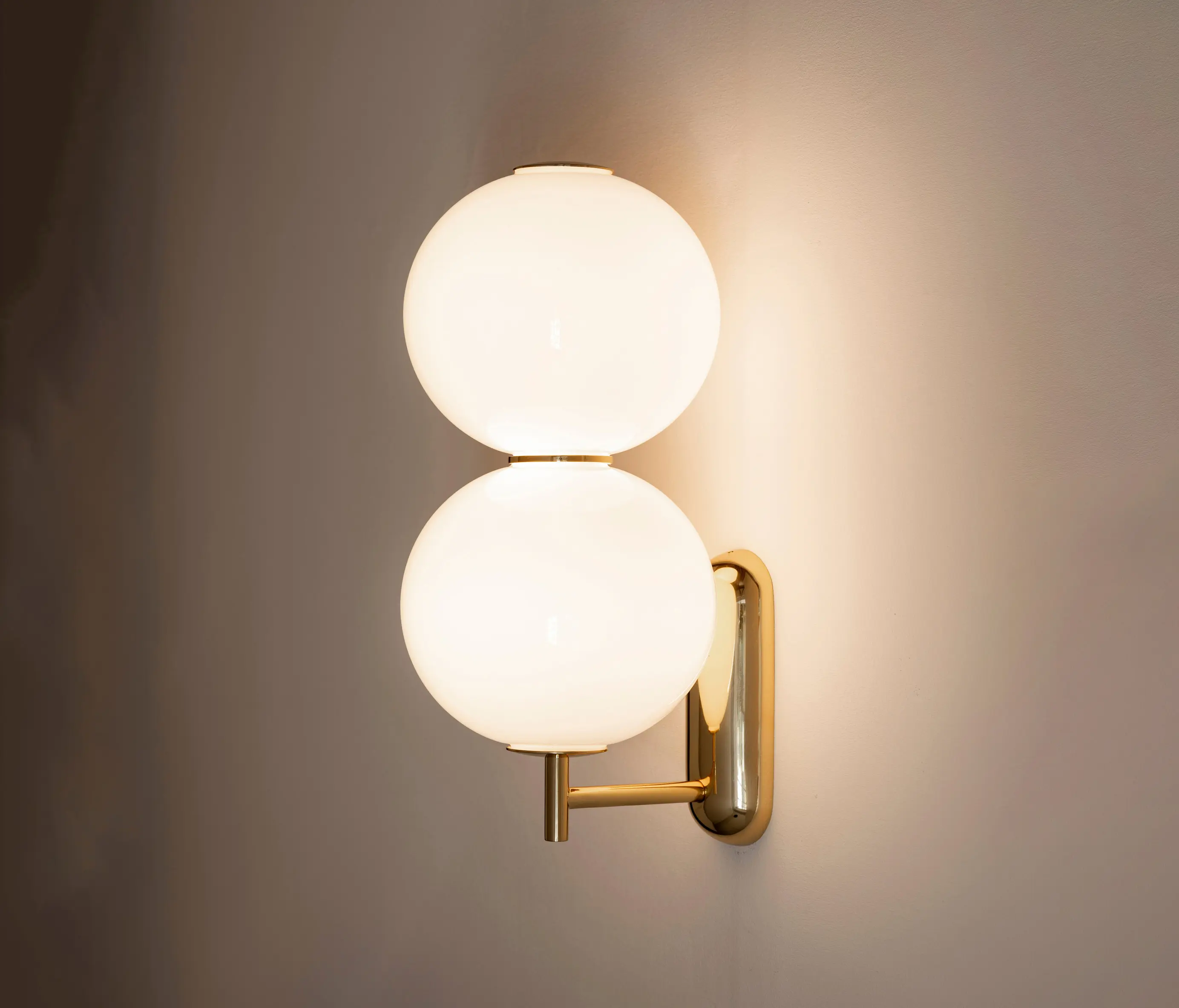 Formagenda - Pearls Wall