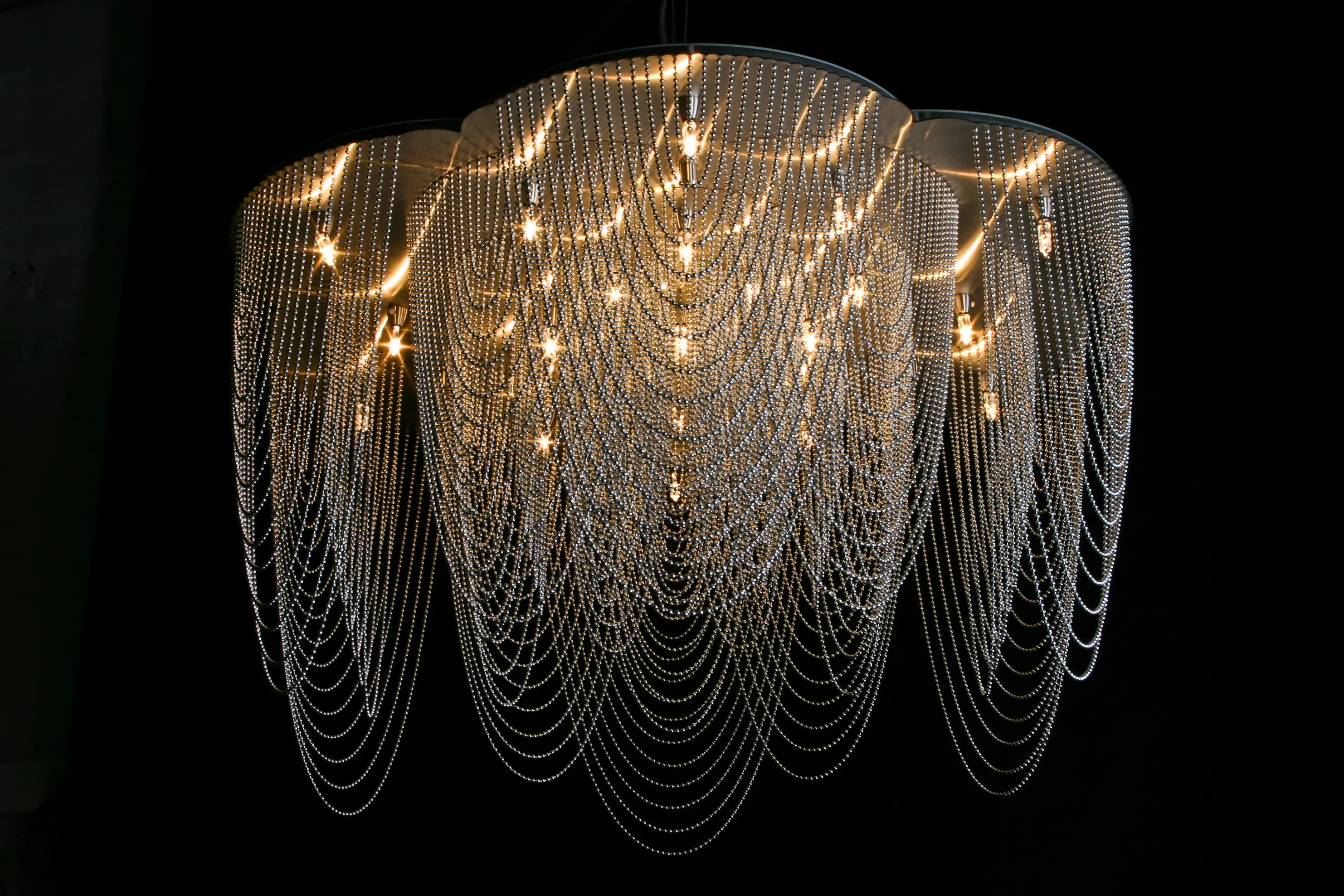 Willowlamp - Rose - 700 - ceiling mounted - looped
