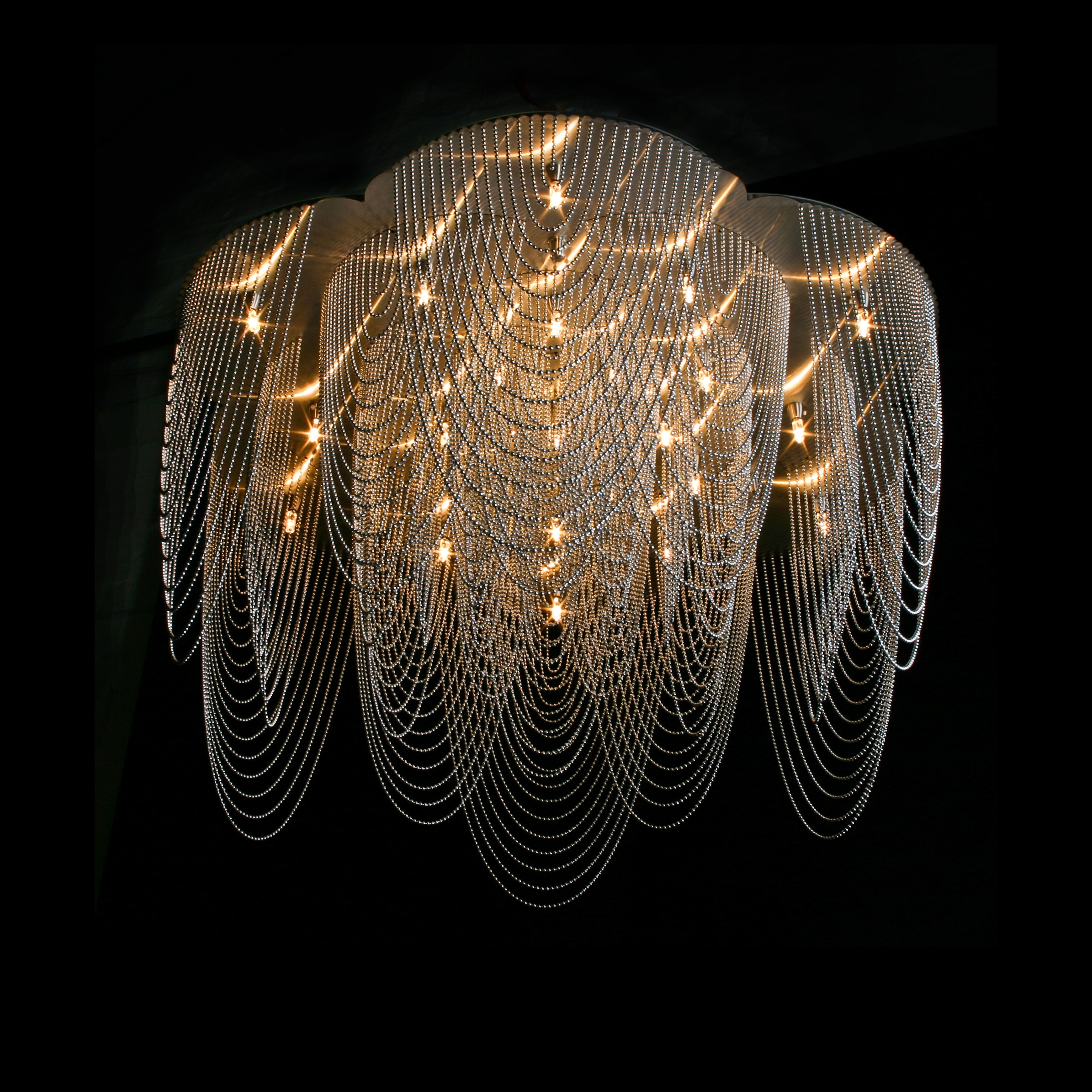 Produkt Rose - 700 - ceiling mounted - looped des Herstellers Willowlamp anzeigen