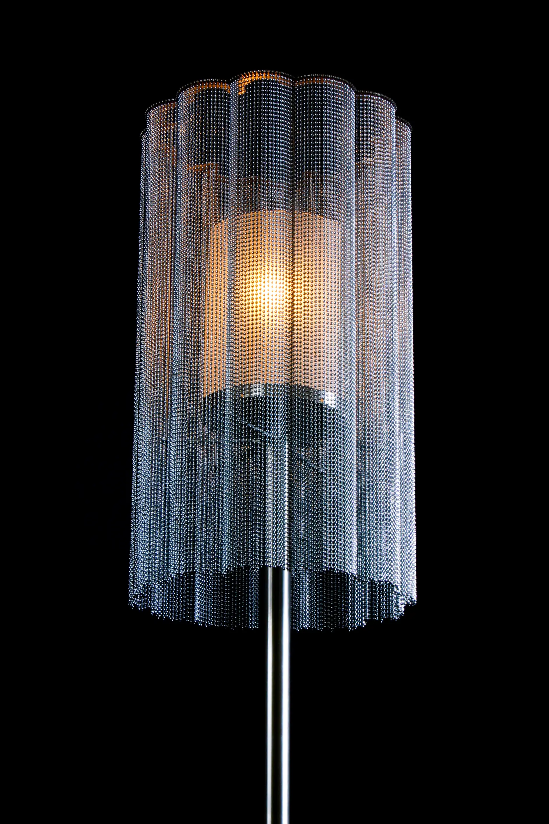 Willowlamp - Scalloped Cropped 280 Standing Lamp