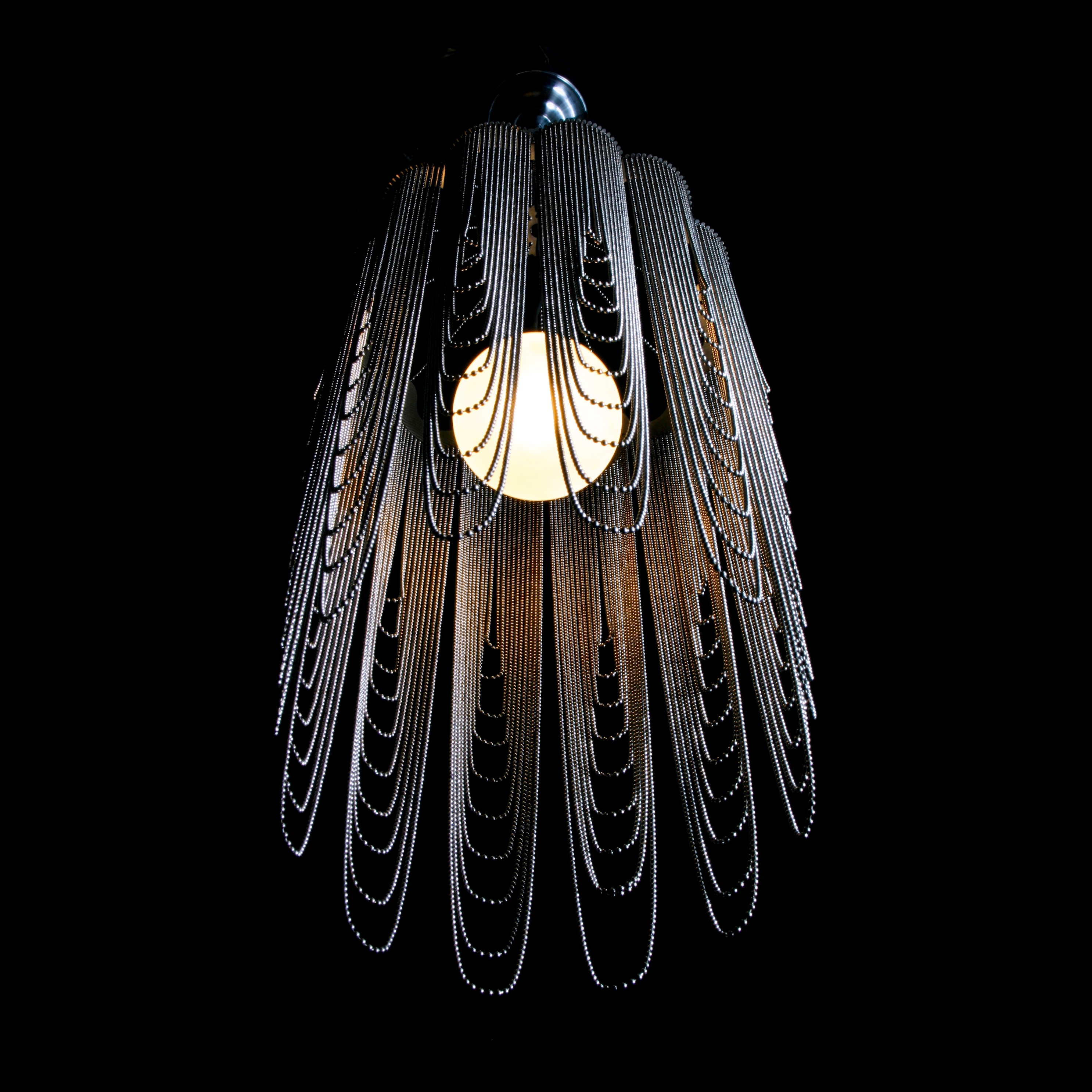 Afficher le produit Scalloped Looped 280 Pendant Lamp du fabricant Willowlamp