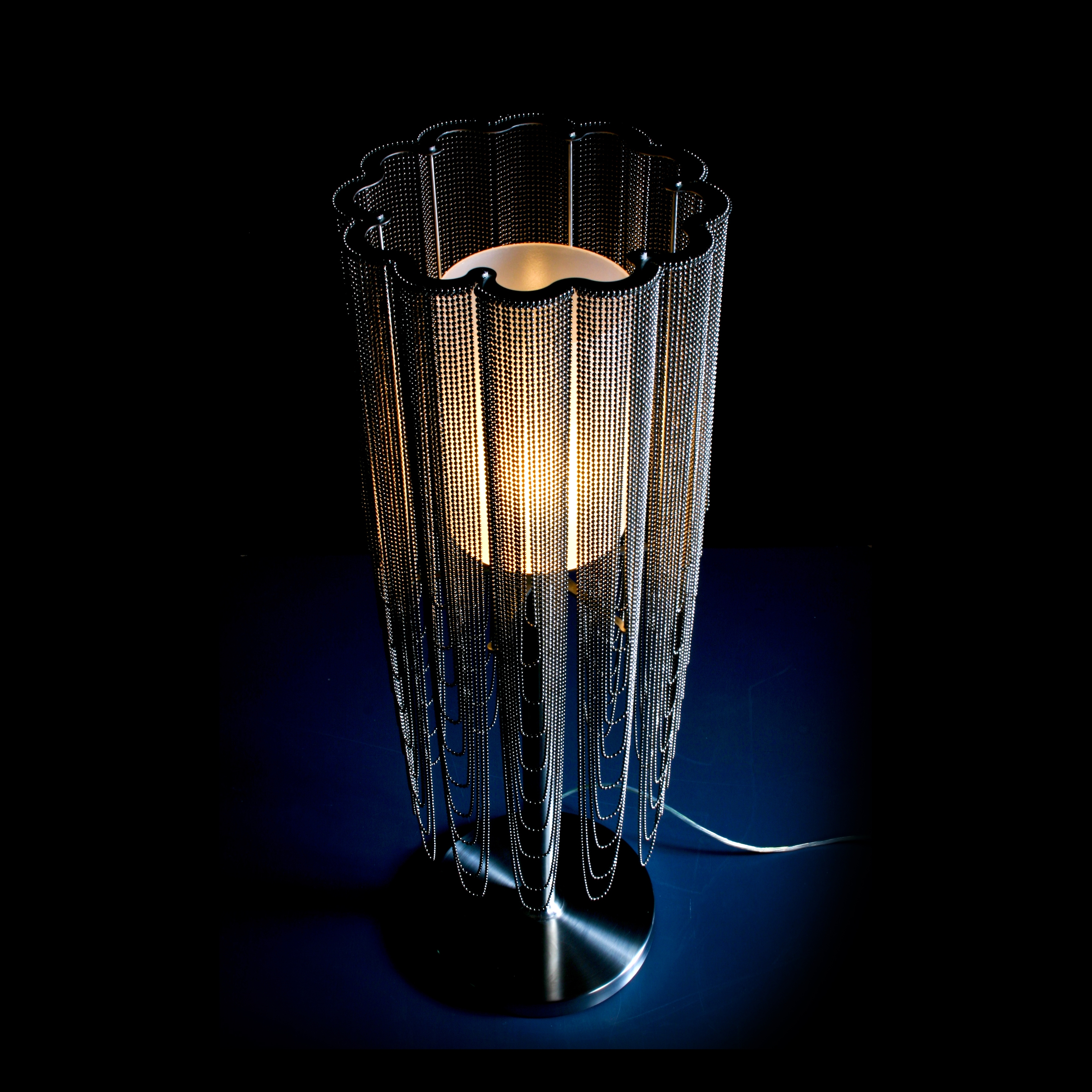 Produkt Scalloped Looped 280 Table Lamp des Herstellers Willowlamp anzeigen
