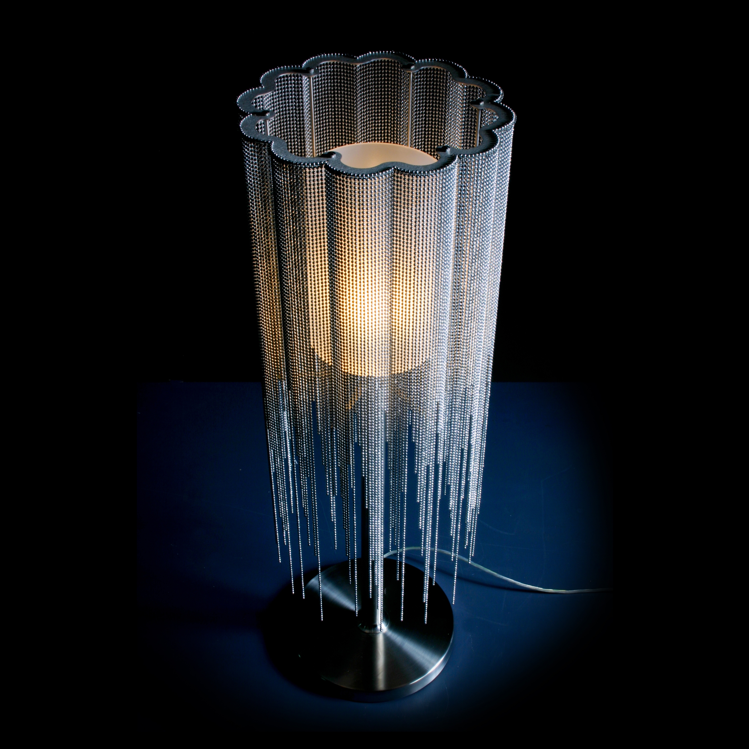 Produkt Scalloped Willow 280 Table Lamp des Herstellers Willowlamp anzeigen