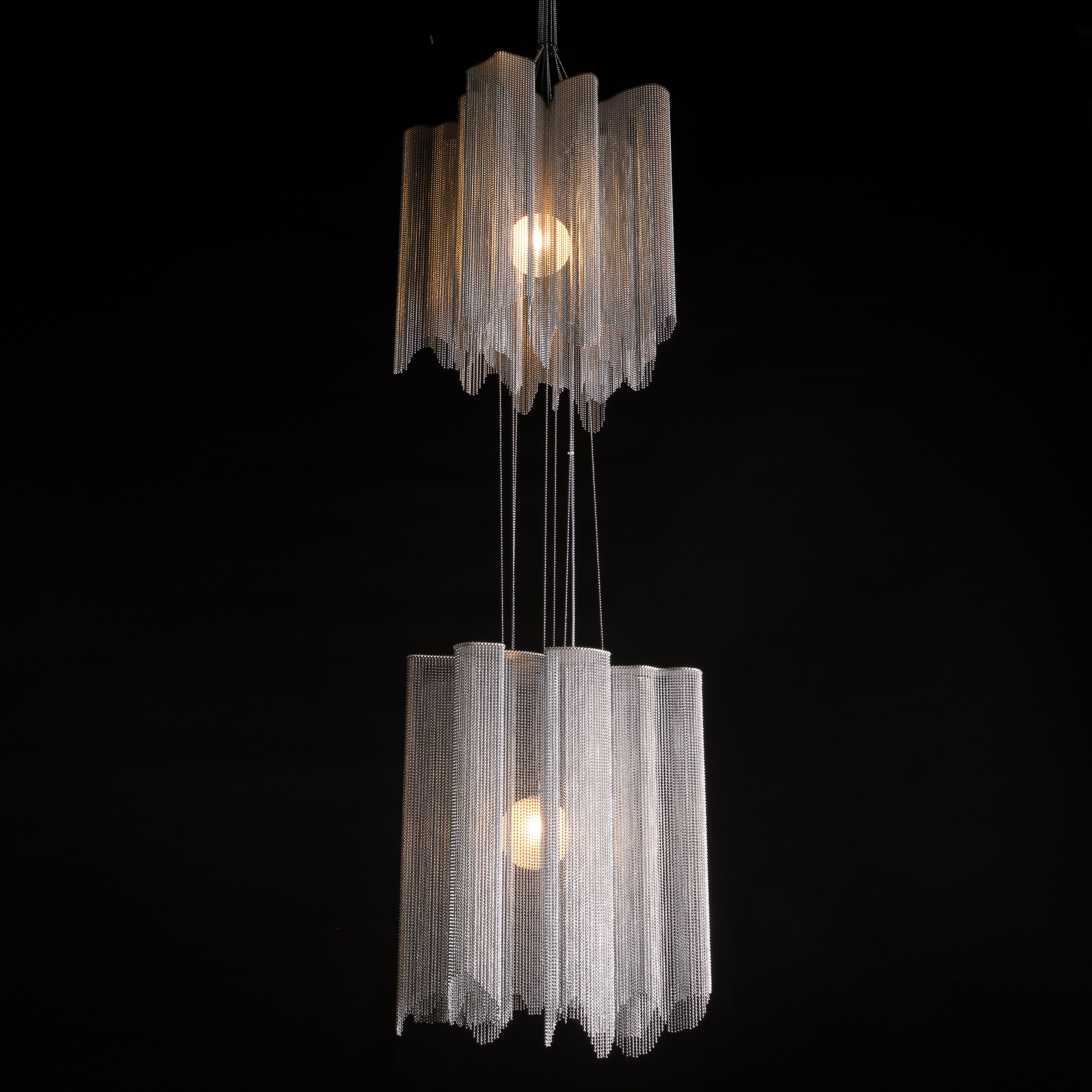Afficher le produit A Peal - 2 Tier 500 S du fabricant Willowlamp