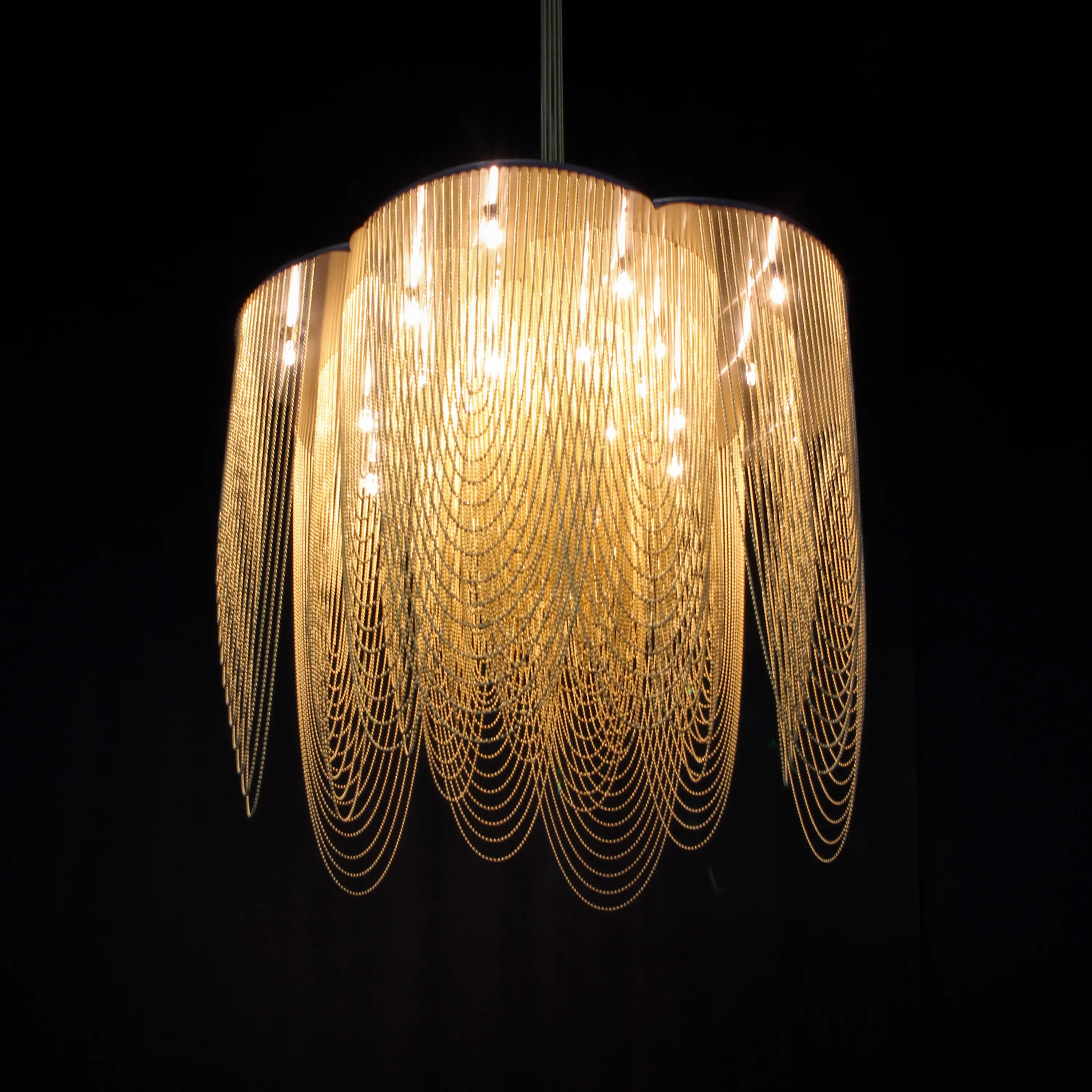 Willowlamp - Rose - 700 - long - suspended