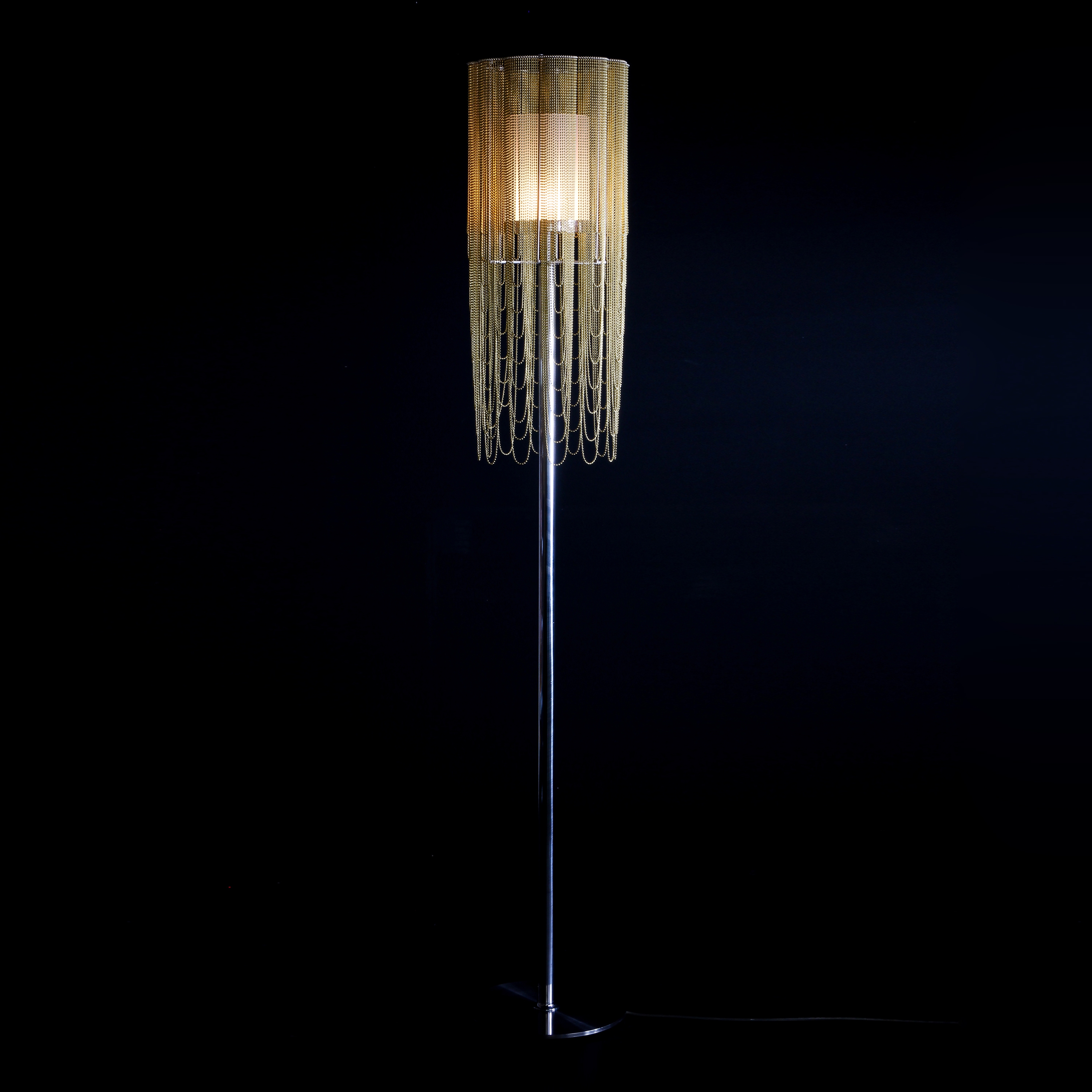 Produkt Scalloped Looped 280 Standing Lamp des Herstellers Willowlamp anzeigen