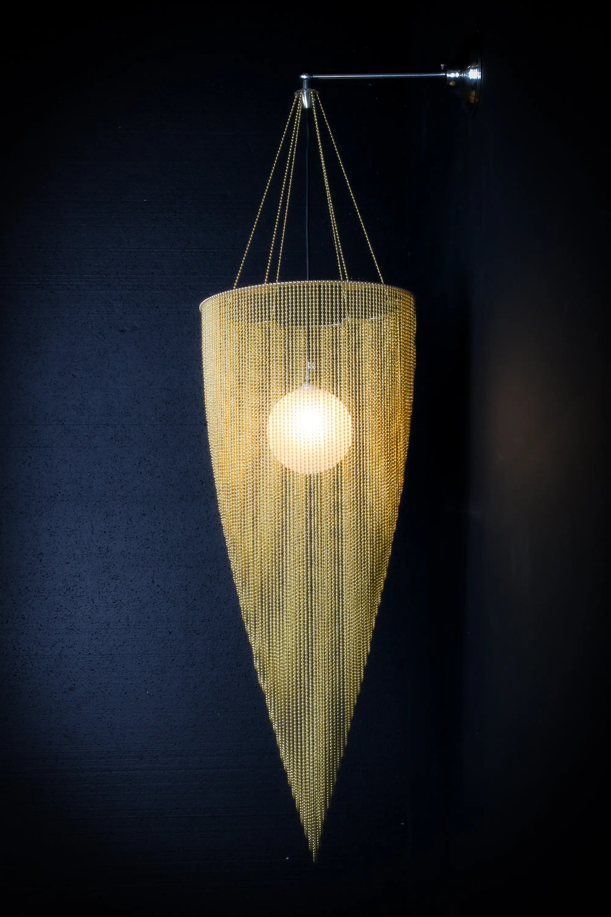 Willowlamp - Circular Pod - Wall Lantern - 280