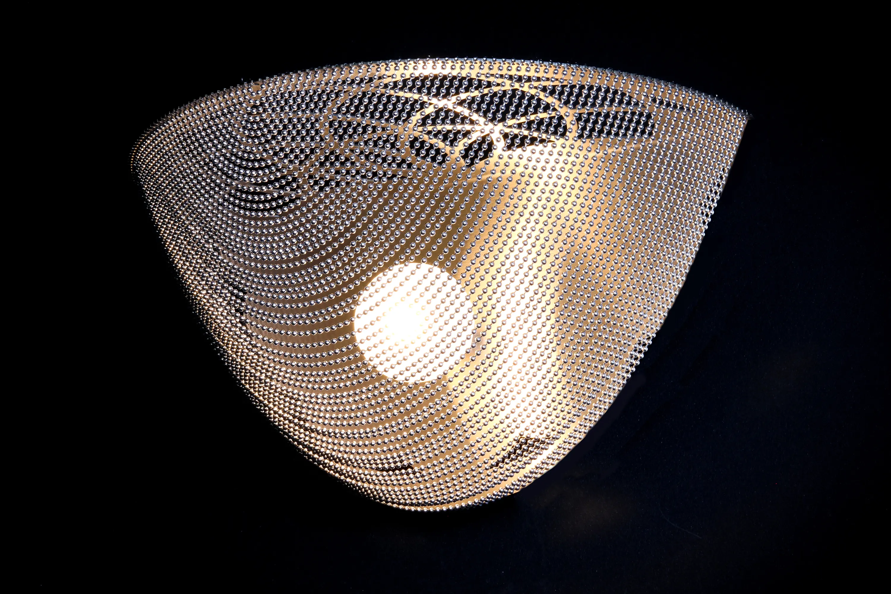 Willowlamp - Circular Pod - Wall Sconce - 400