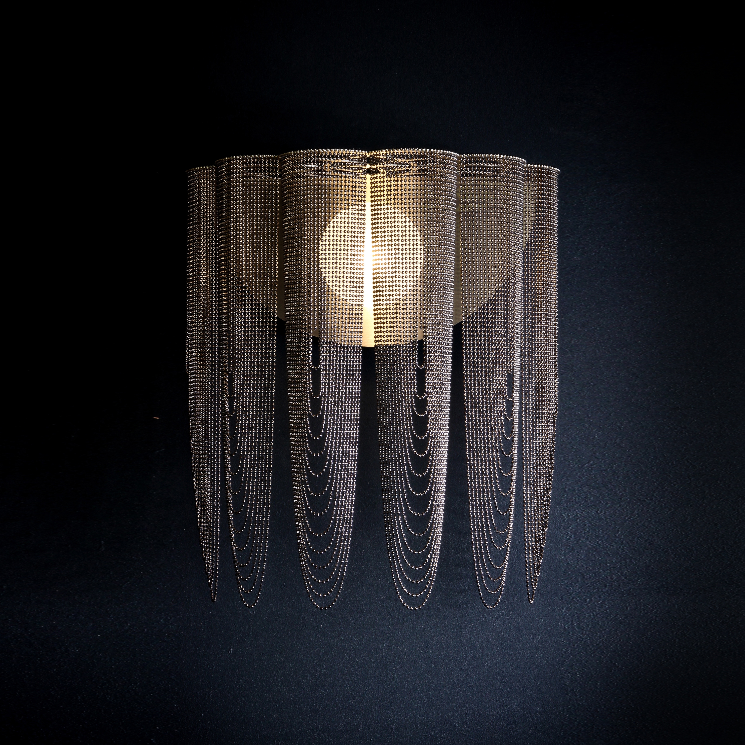 Afficher le produit Scalloped Looped - Wall Sconce - 400 du fabricant Willowlamp
