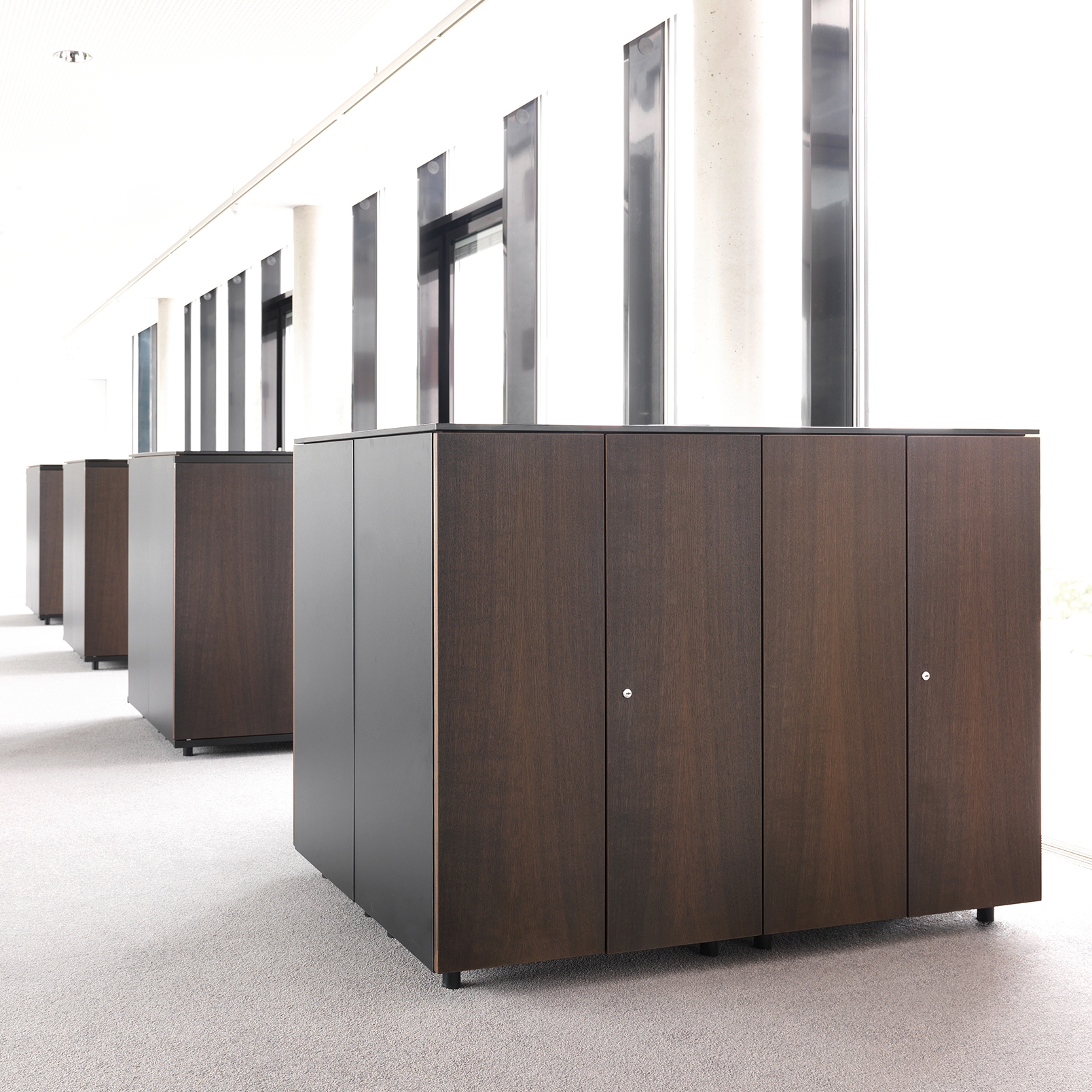 Mostrar el producto corpus-c del fabricante planmöbel