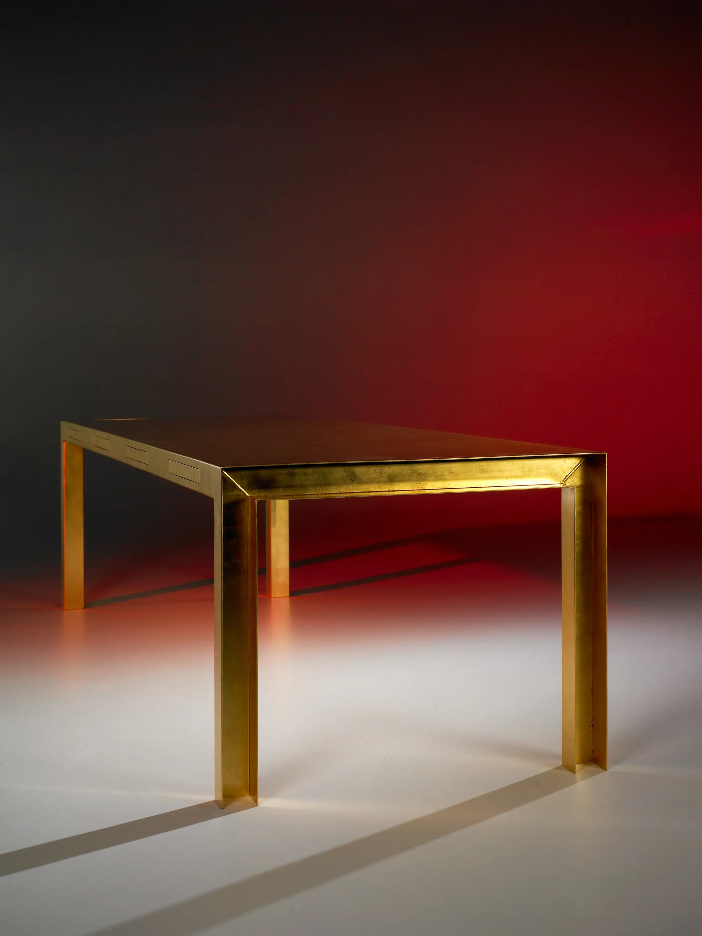 Colect - MIDAS TABLE FOR TOOLS