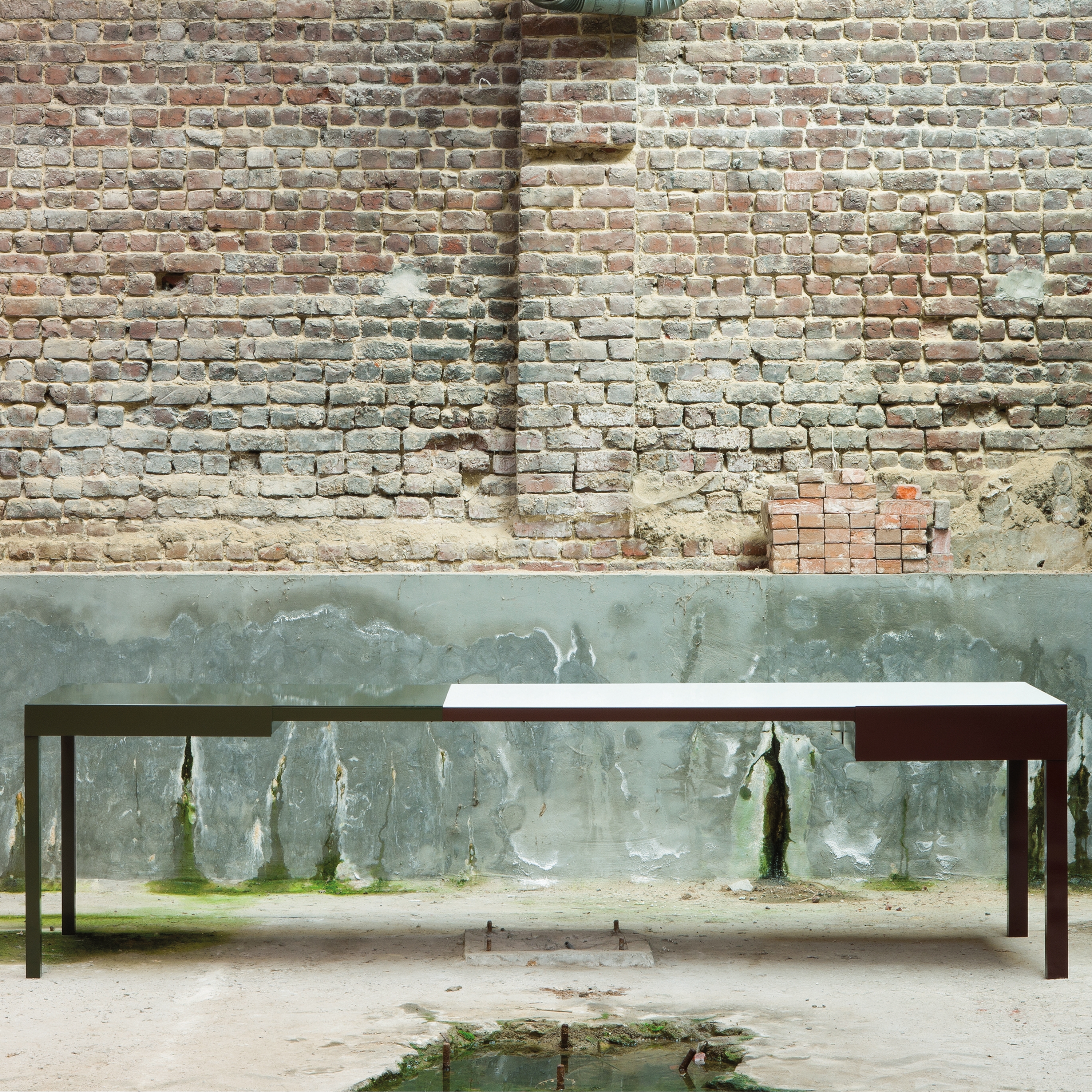 Vertoon produk B-TWO van vervaardiger Colect