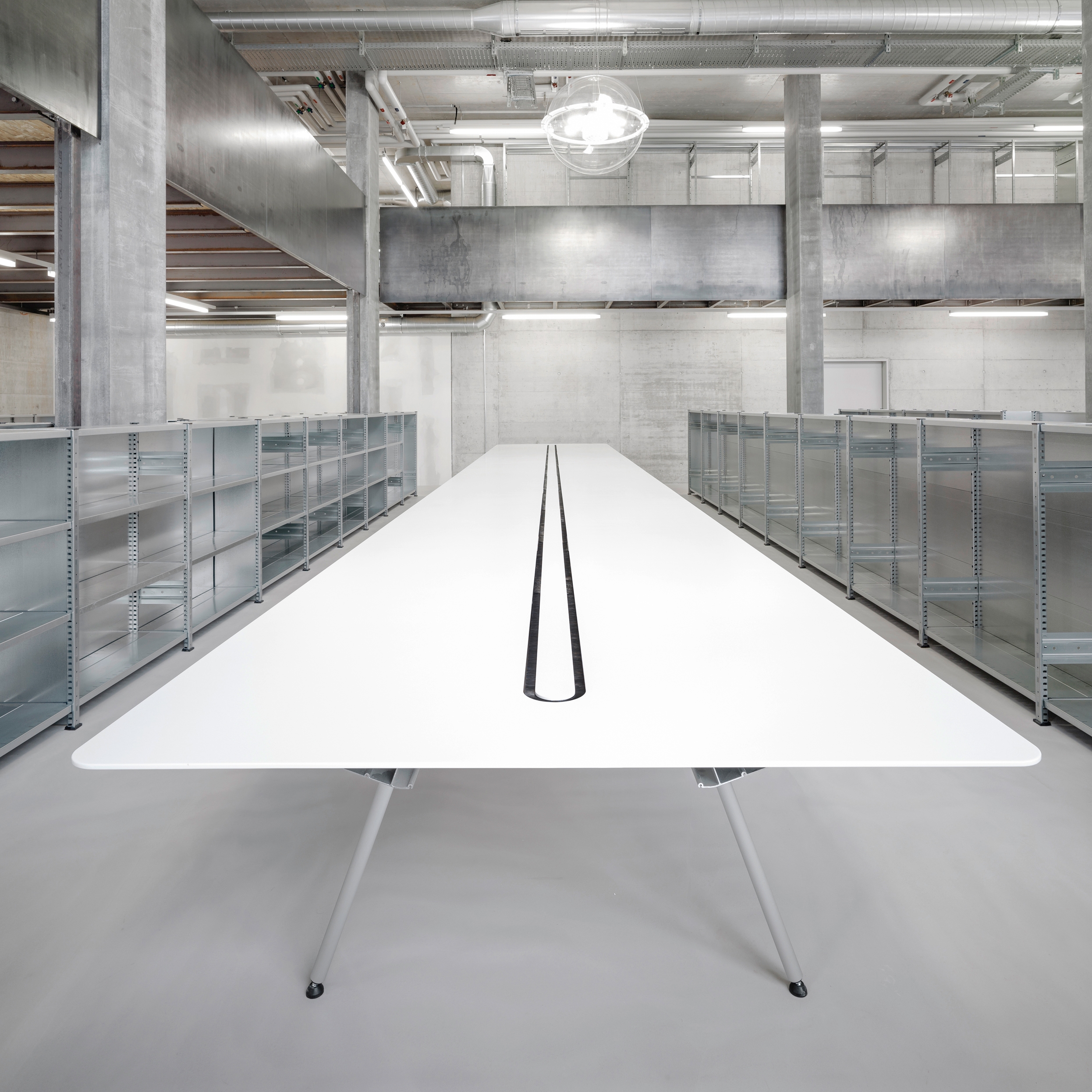 Display product HI-MACS® | Office Desktops for Architecture Office Hemmi Fayet from manufacturer Rosskopf + Partner