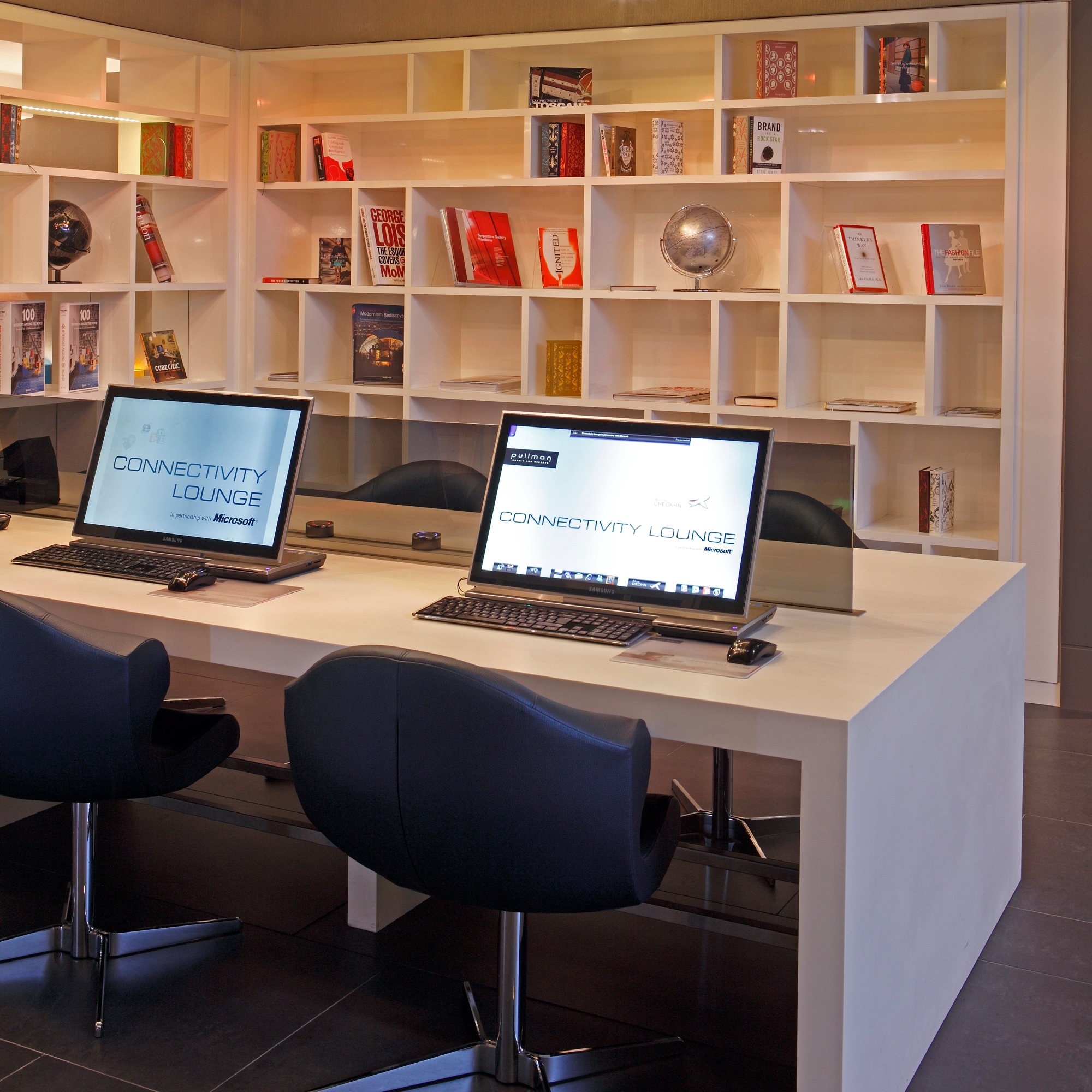 Vertoon produk Silestone | Hotel furniture Pullmann Hotel London van vervaardiger Rosskopf + Partner