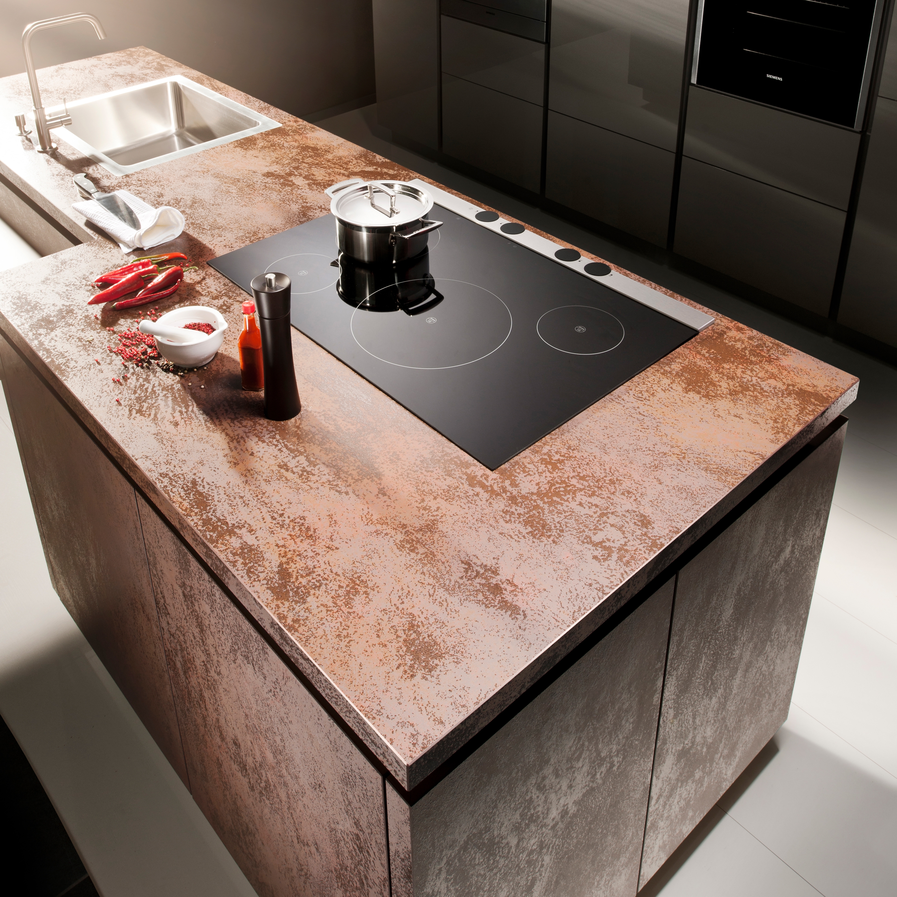 Vertoon produk Selatec® | Surface for selatec showroom kitchen van vervaardiger Rosskopf + Partner