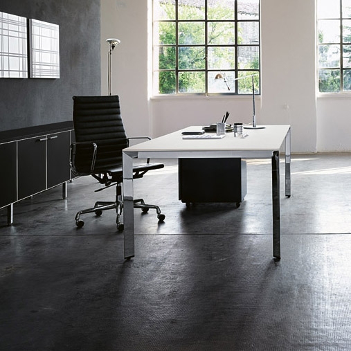 Display product Diamond EVO executive from manufacturer Sinetica Industries