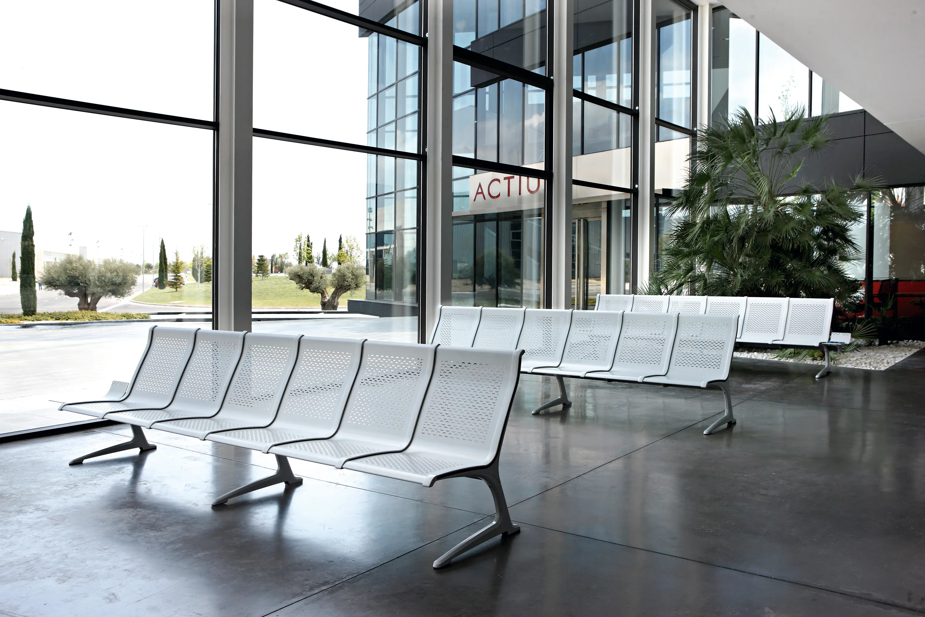 actiu - Passport Pur