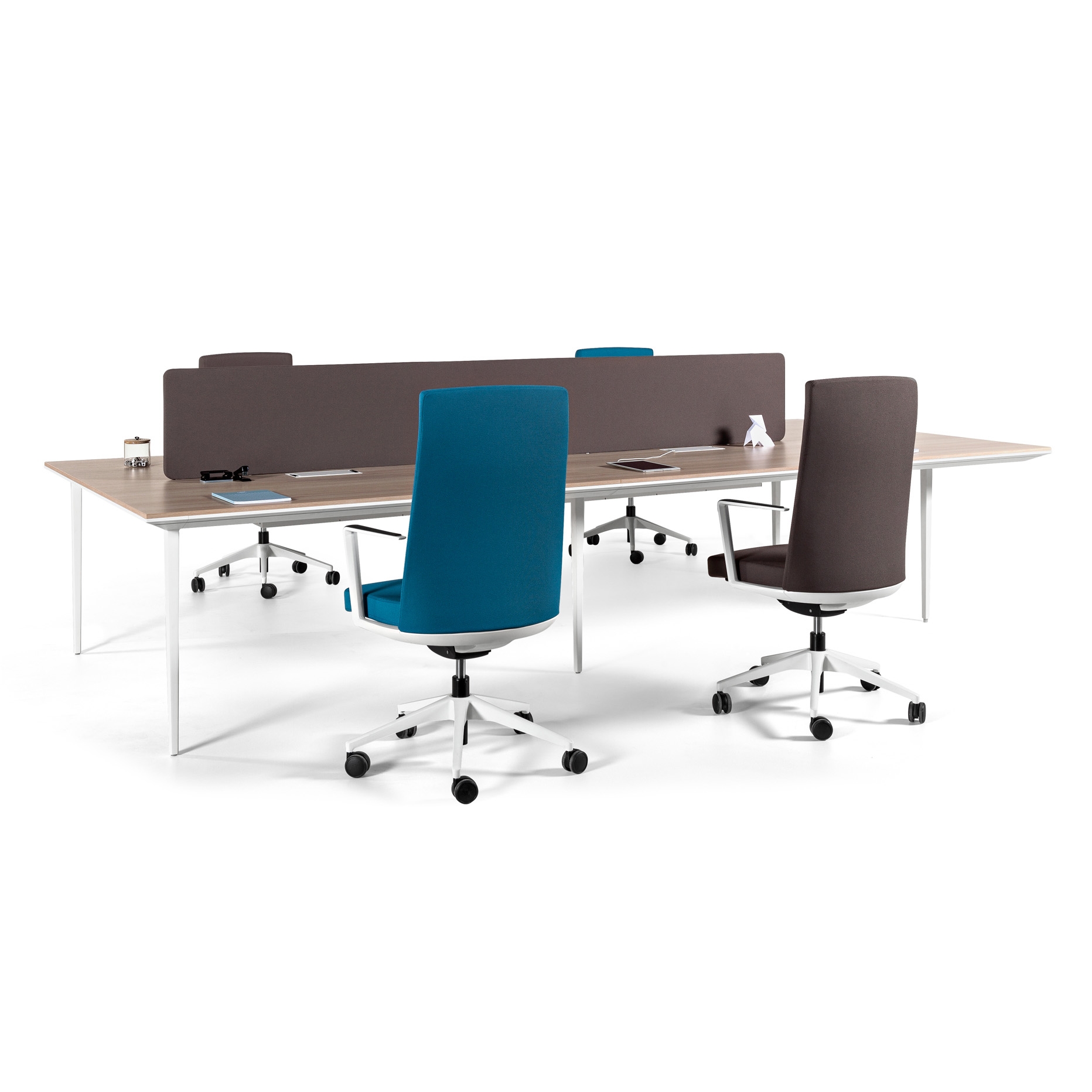 Vertoon produk Longo Desk van vervaardiger actiu