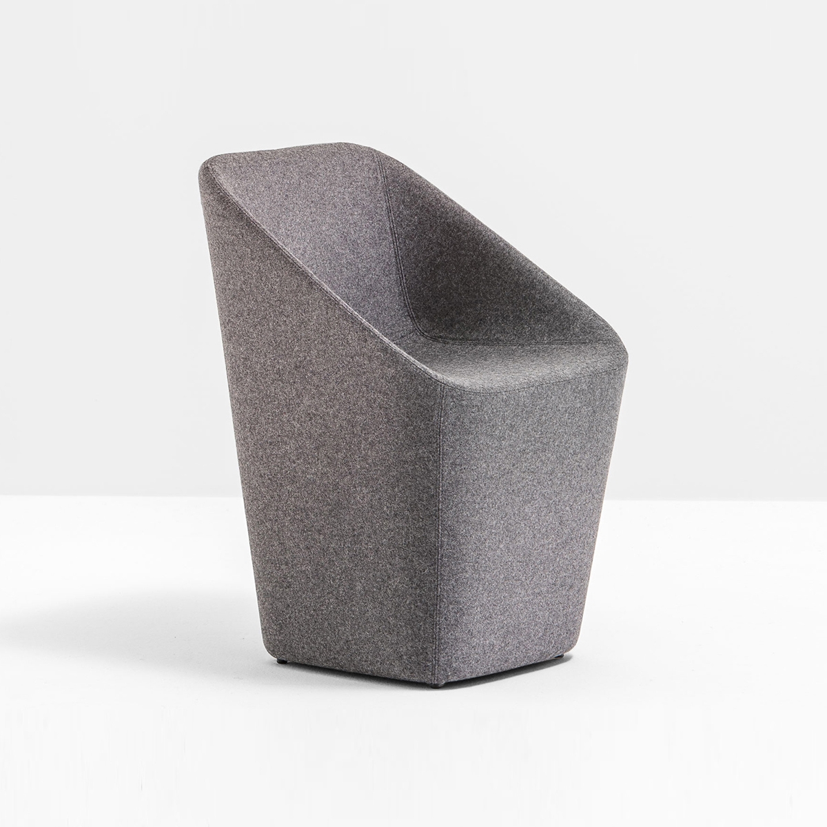 Display product Log 365 from manufacturer PEDRALI