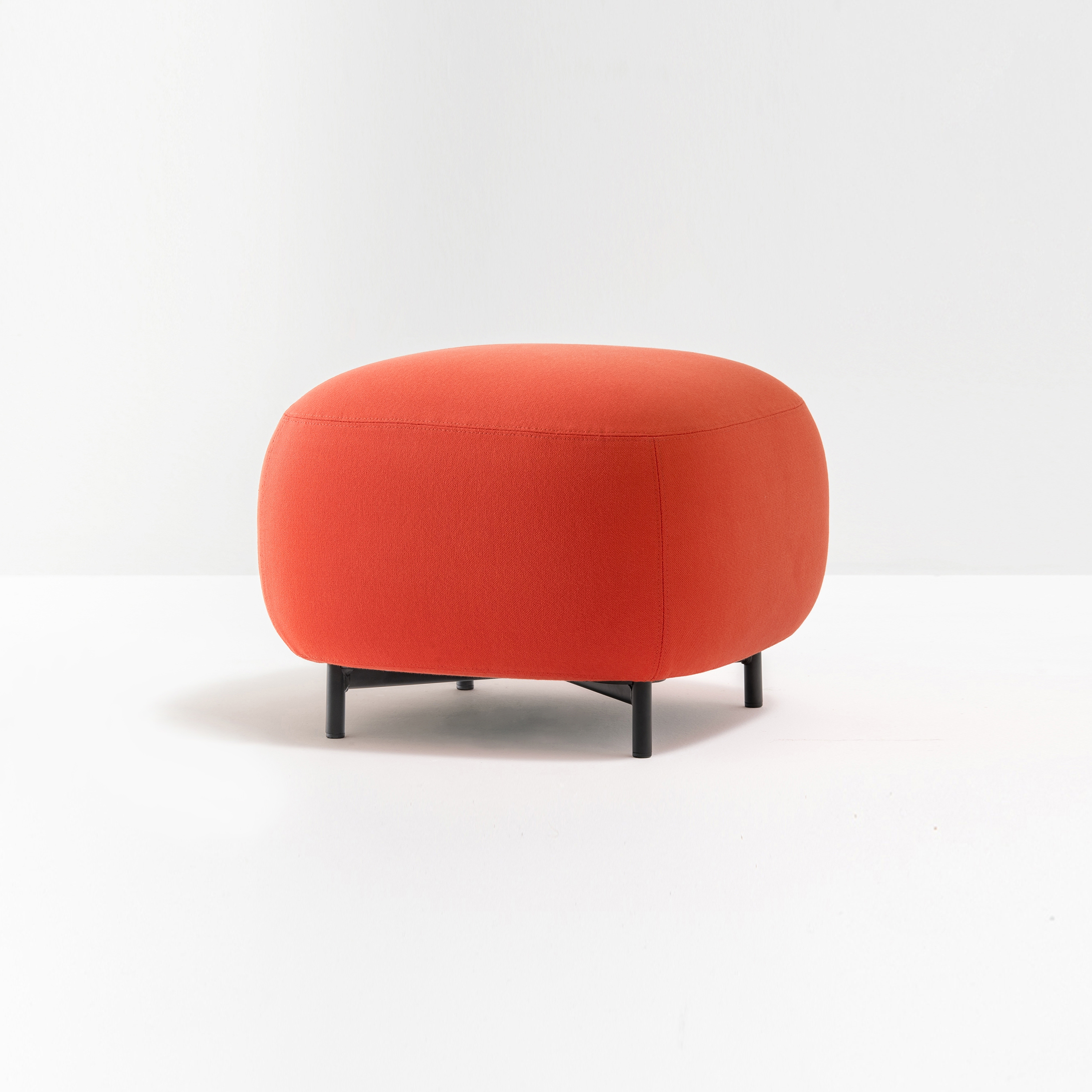 Buddy pouf 210