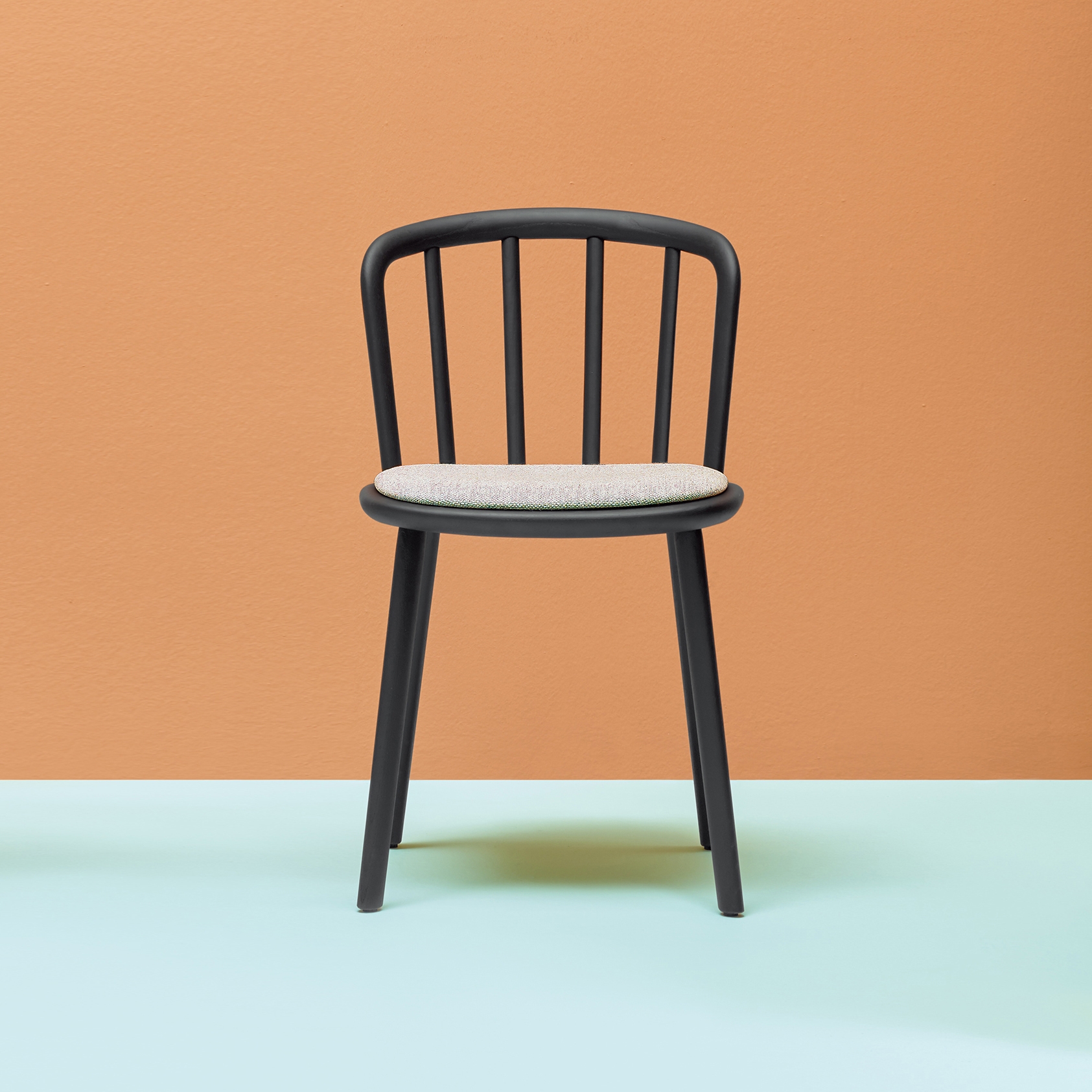 Produkt Nym chair 2831 des Herstellers PEDRALI anzeigen