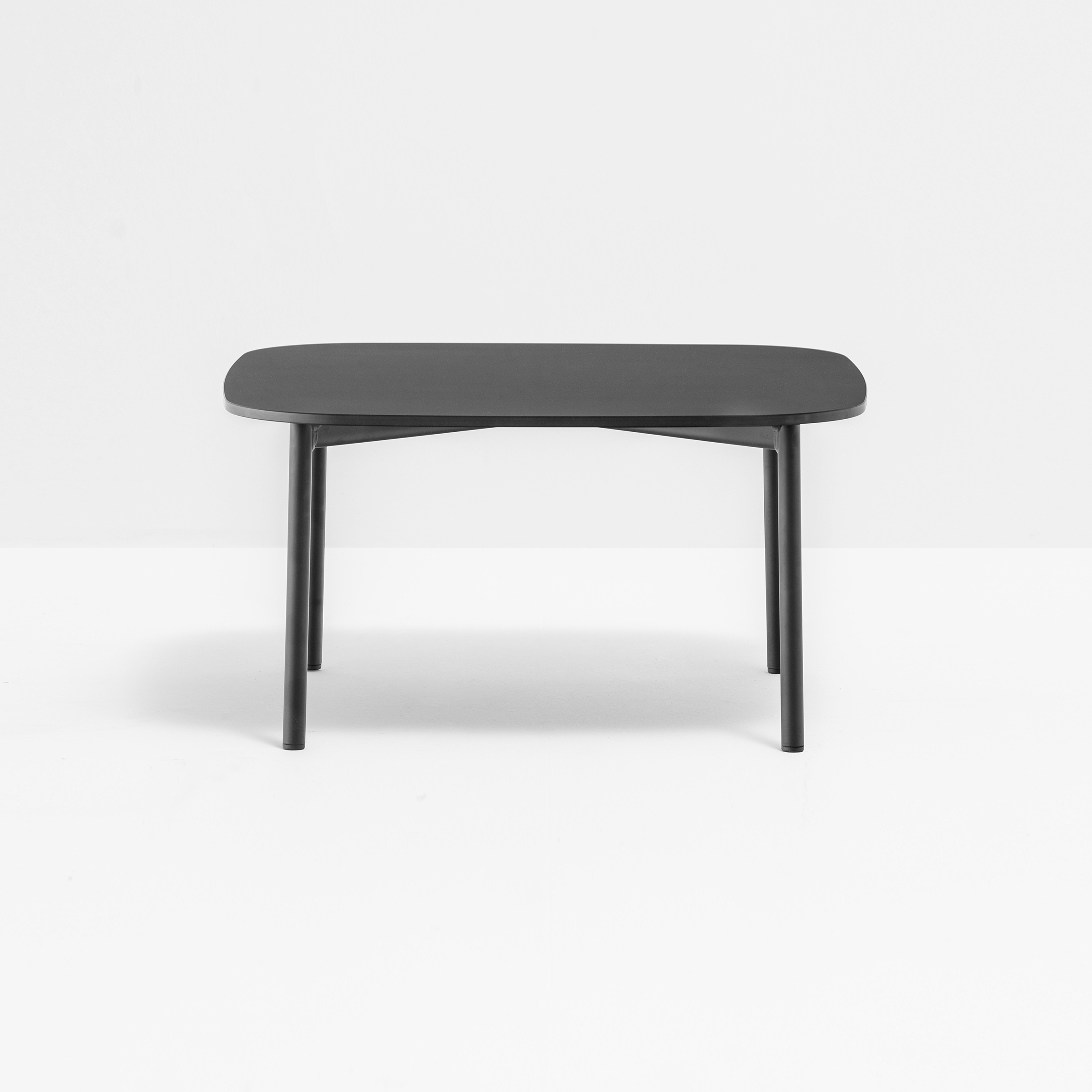 Mostrar el producto Buddy table 59x59 del fabricante PEDRALI