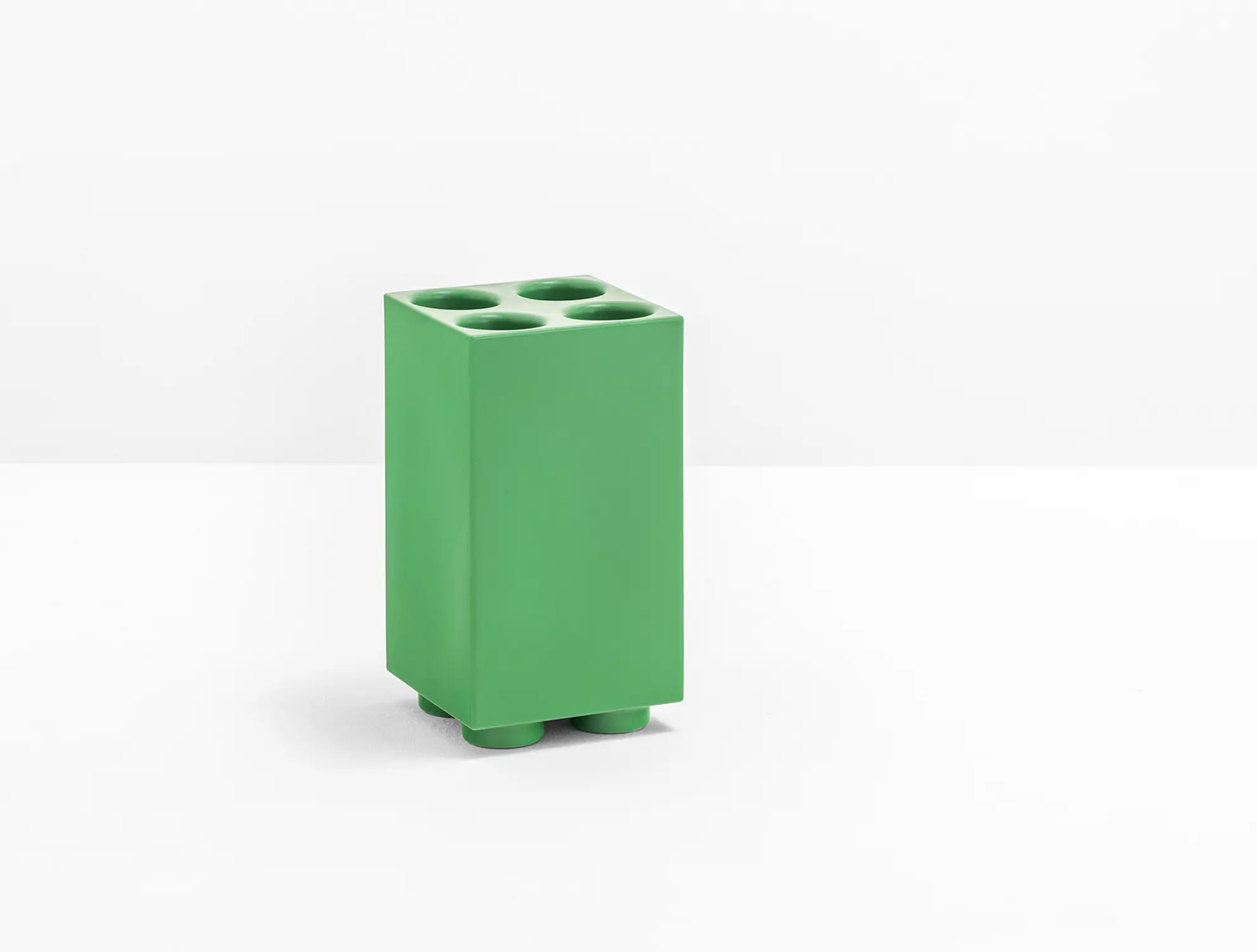 gallery-slide-0