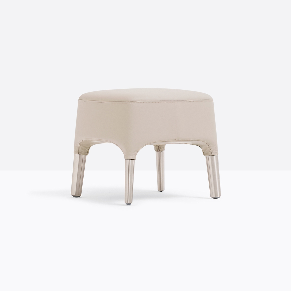 Afficher le produit Ester pouf 693 du fabricant PEDRALI