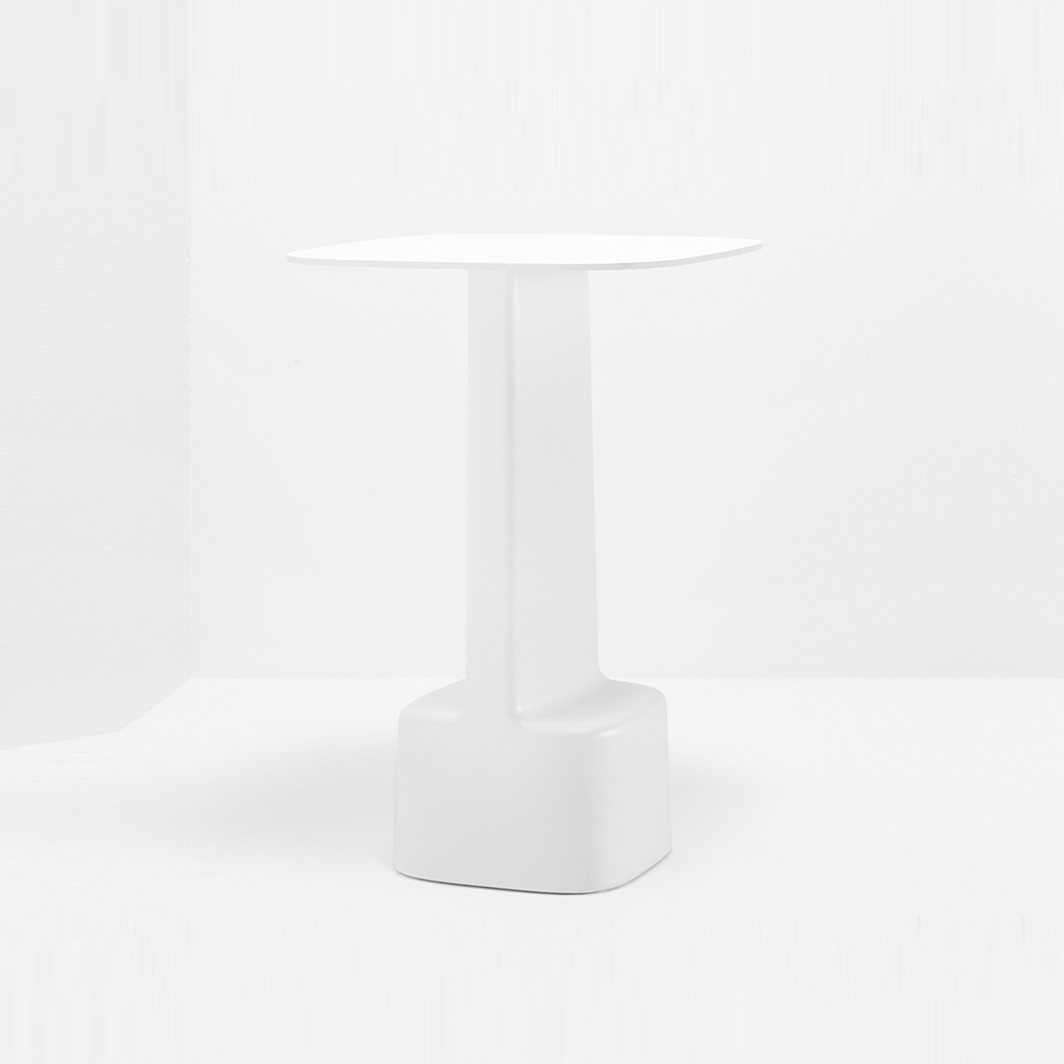 Mostra il prodotto Serif 861 del produttore PEDRALI