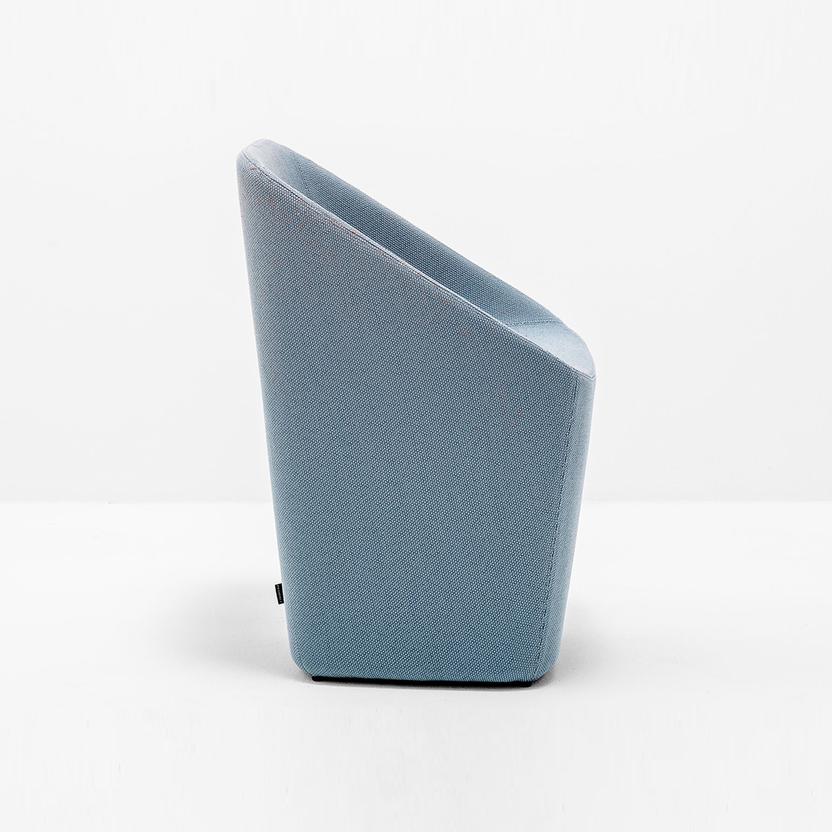 Display product Log 365 from manufacturer PEDRALI