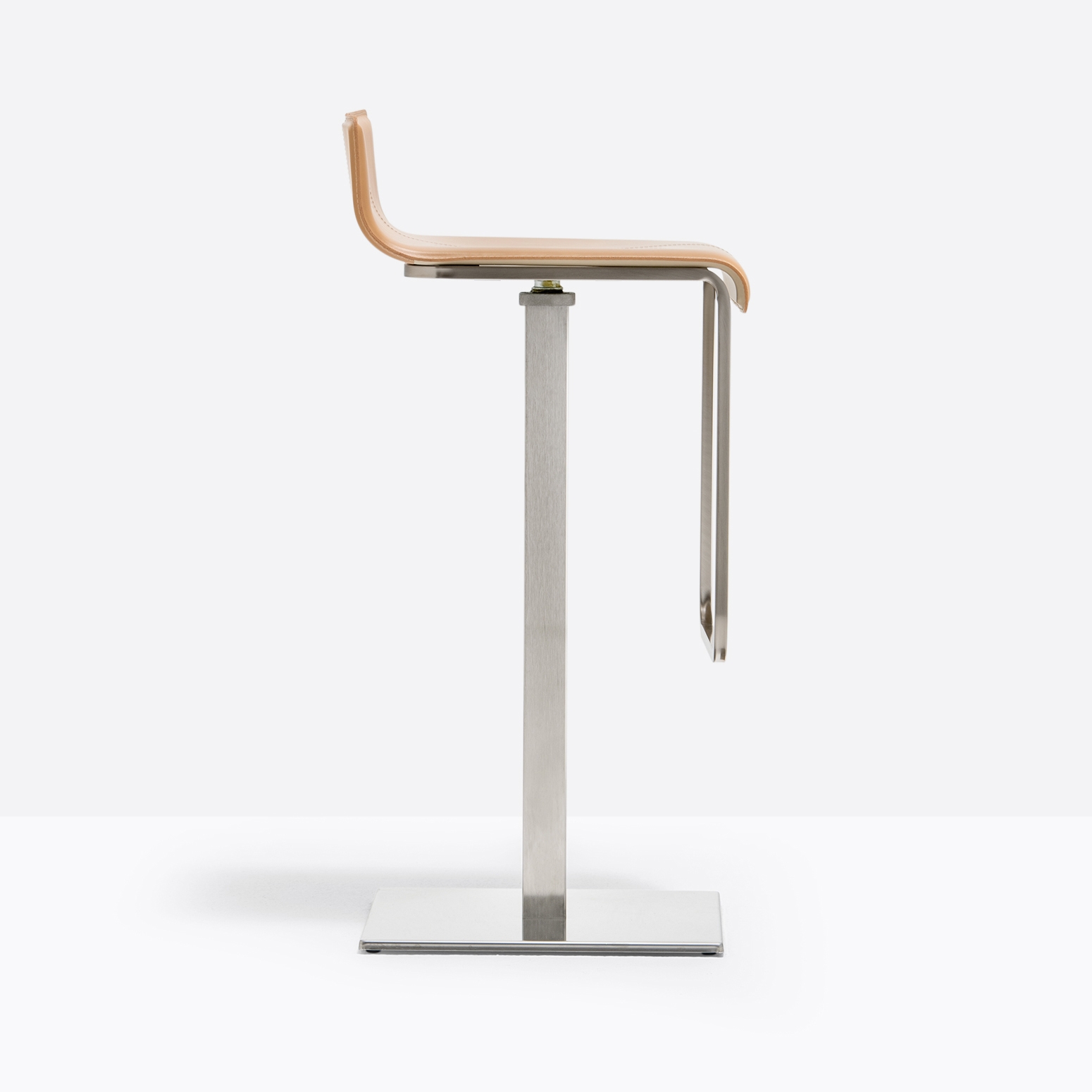 Display product Kuadra 4429 from manufacturer PEDRALI