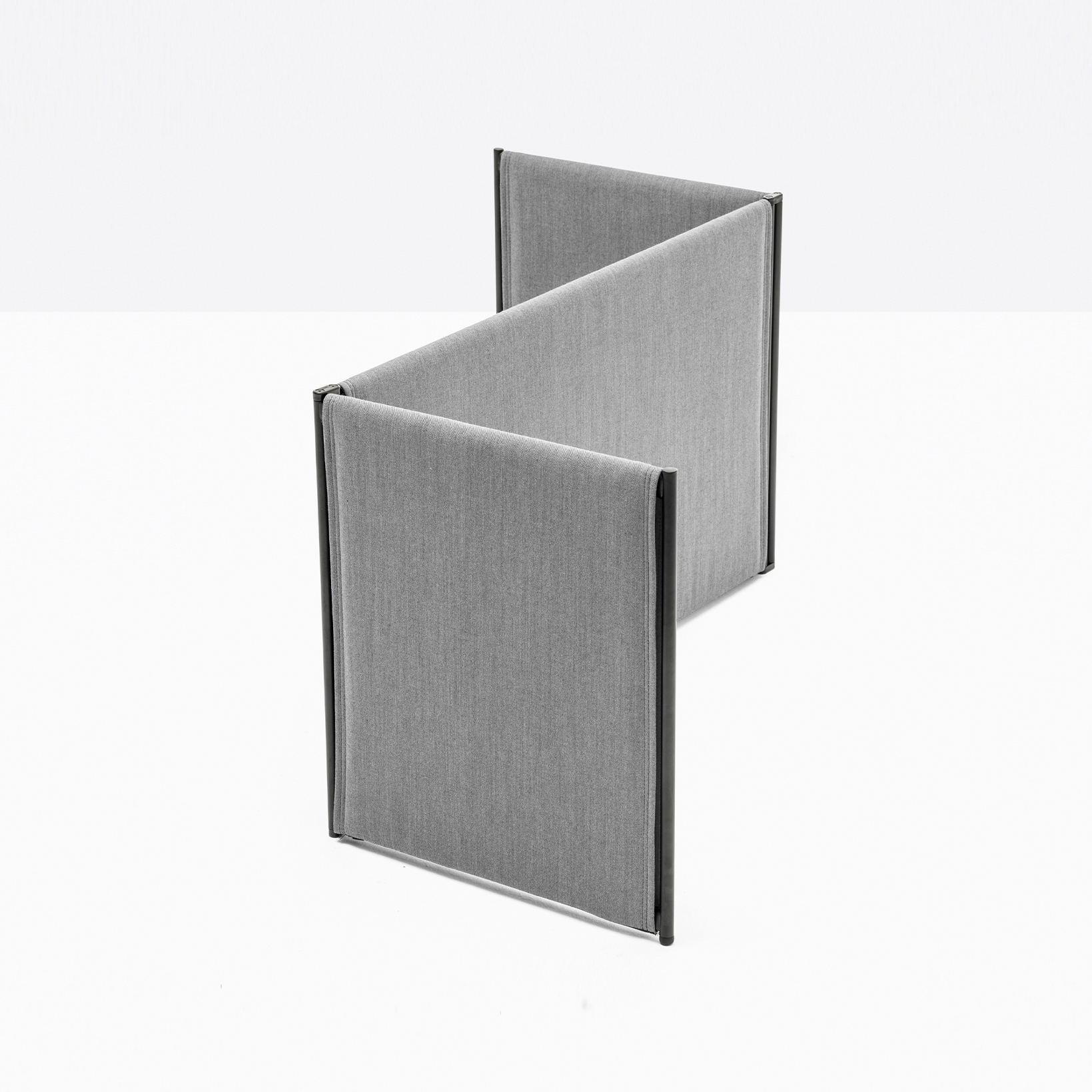 Display product Toa Folding Screen from manufacturer PEDRALI