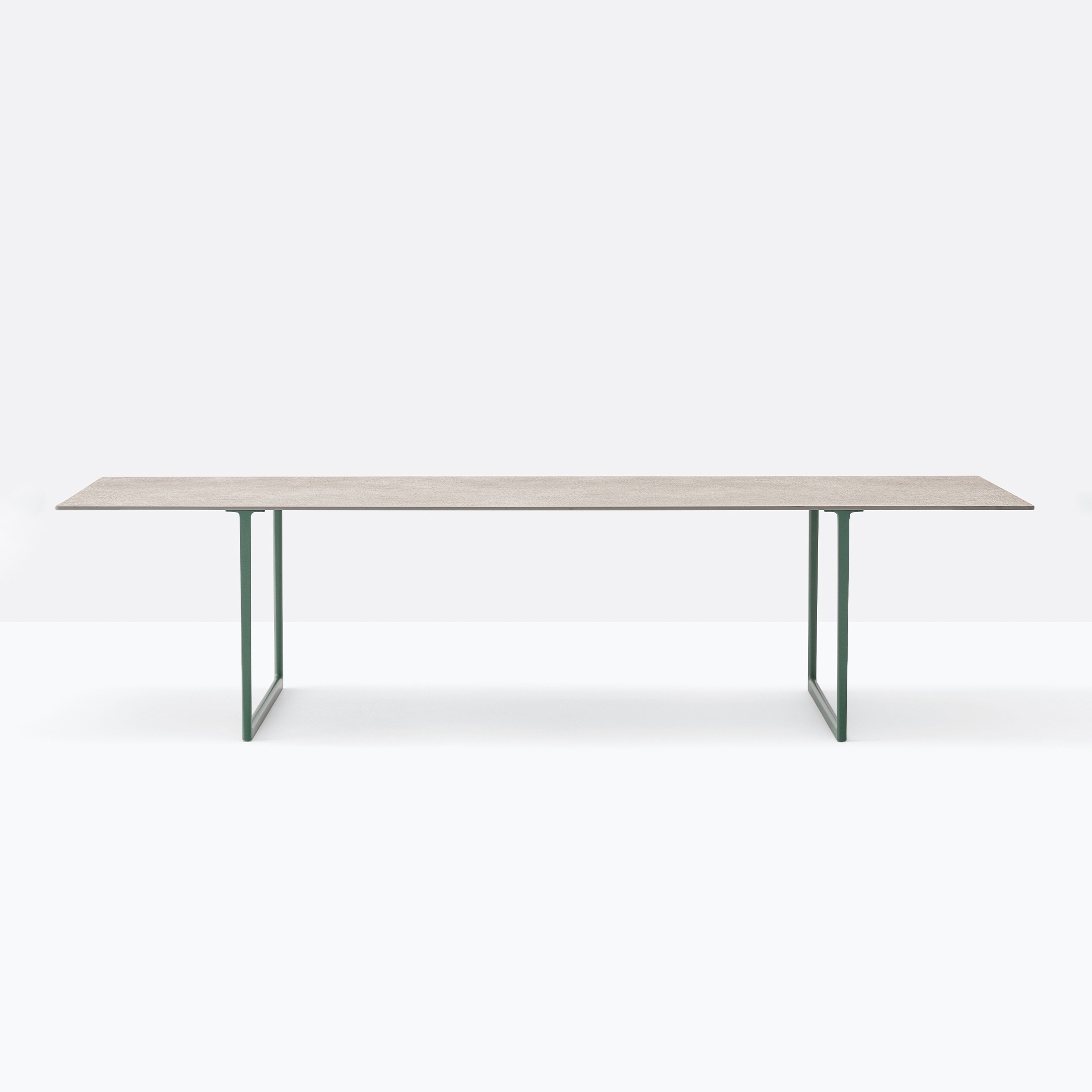 Toa table outdoor