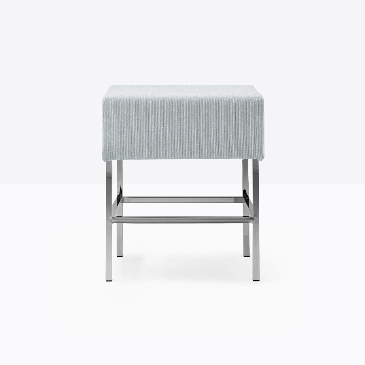 Host 223