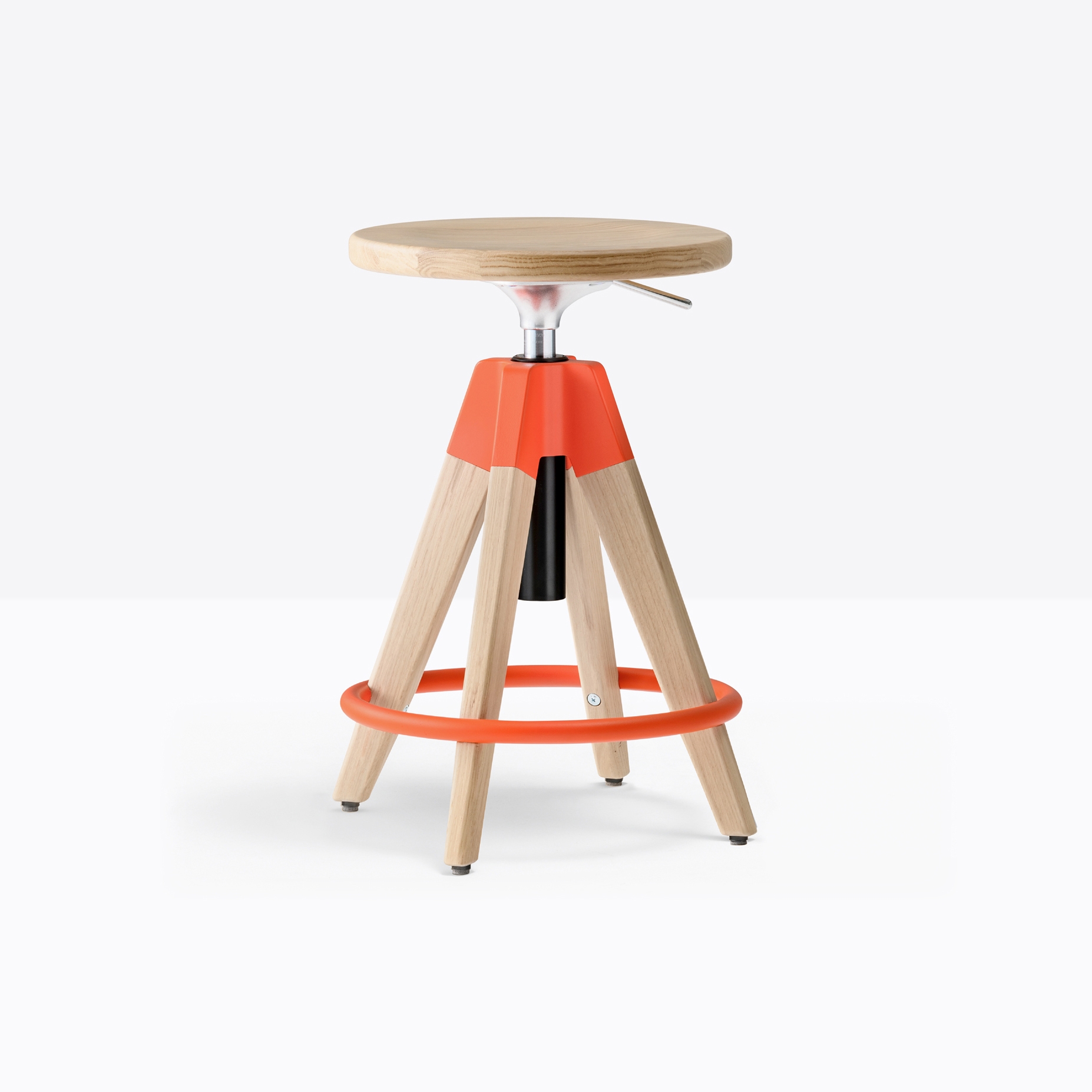 Mostra il prodotto Arki-stool del produttore PEDRALI