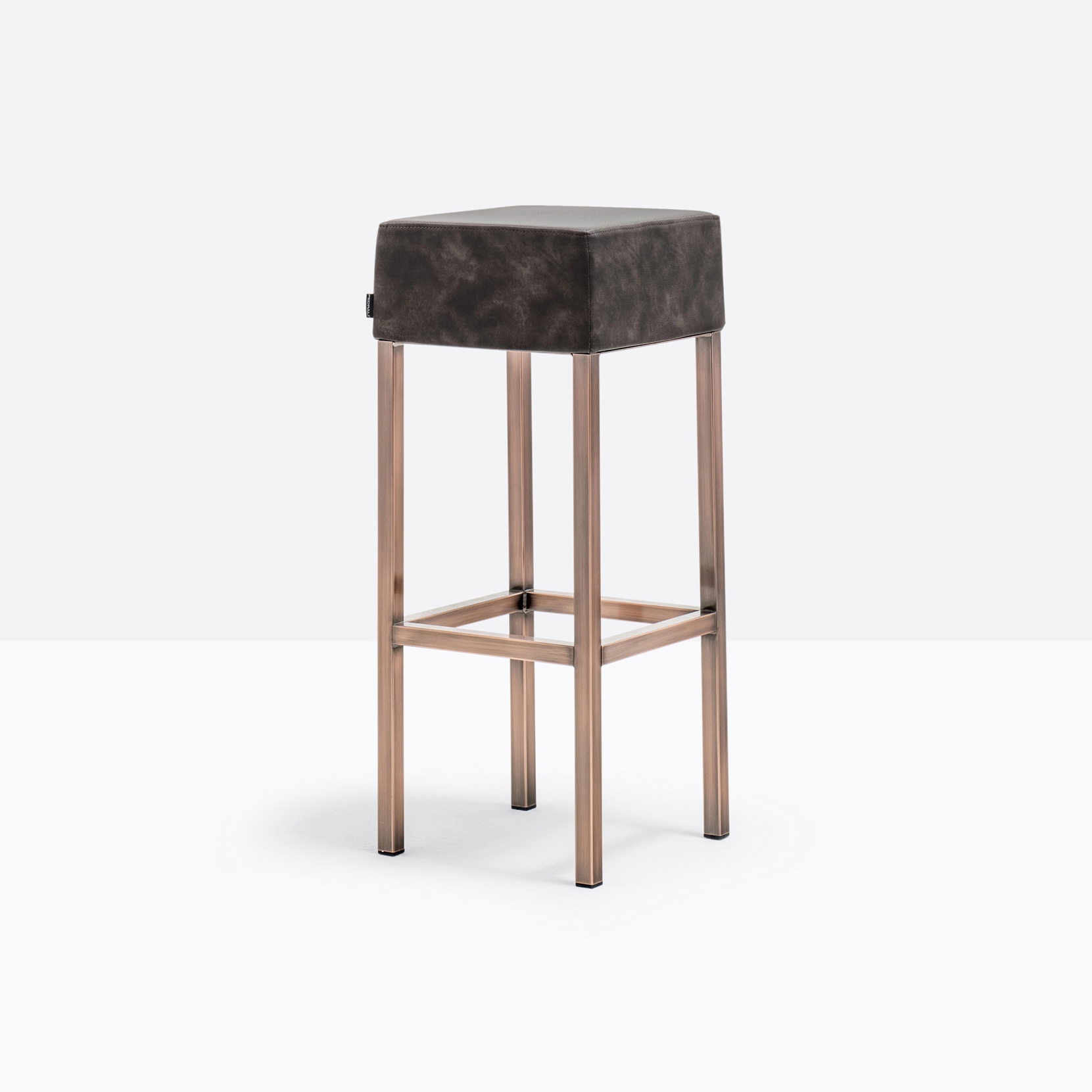 Display product Cube 1401 from manufacturer PEDRALI