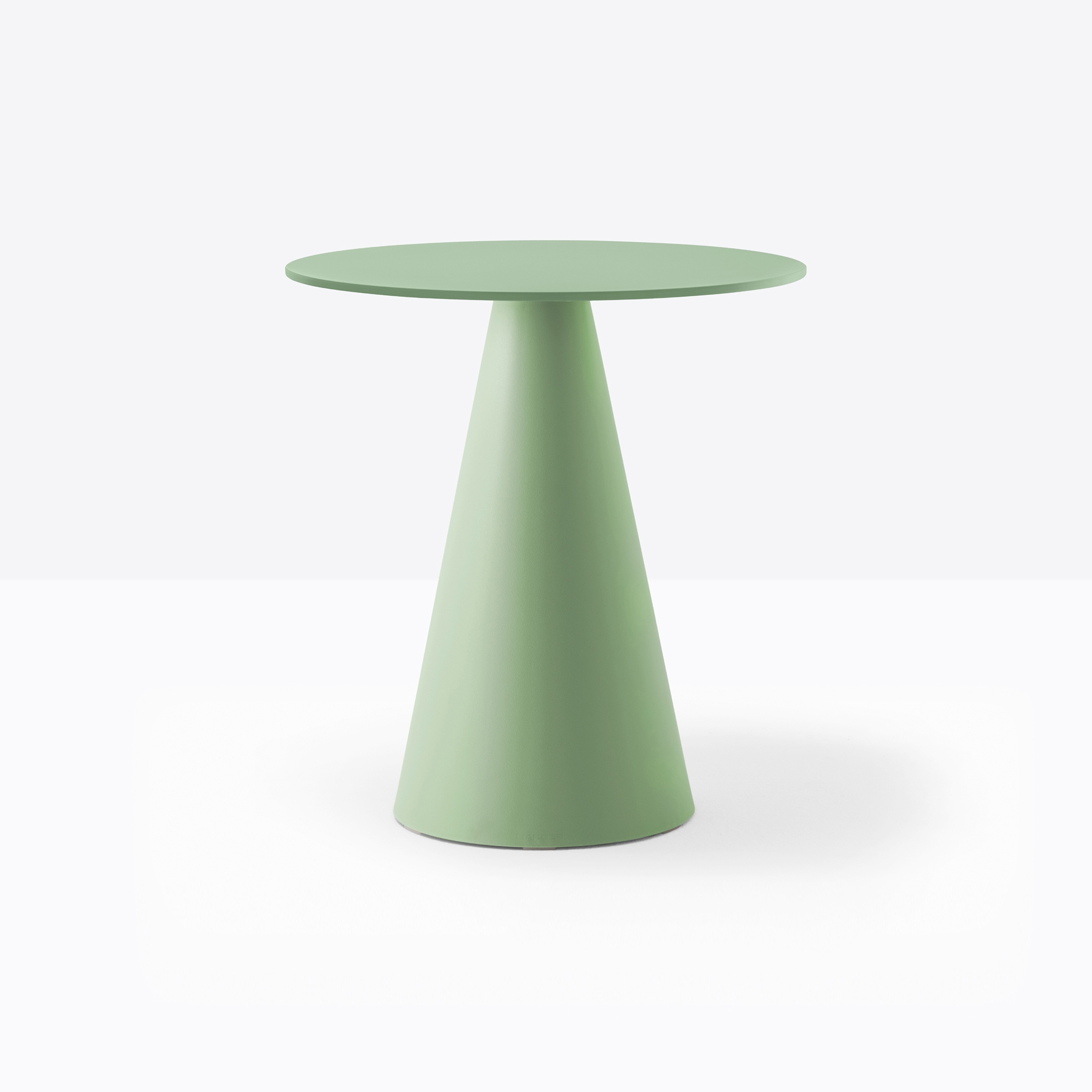 Display product Ikon 866 from manufacturer PEDRALI
