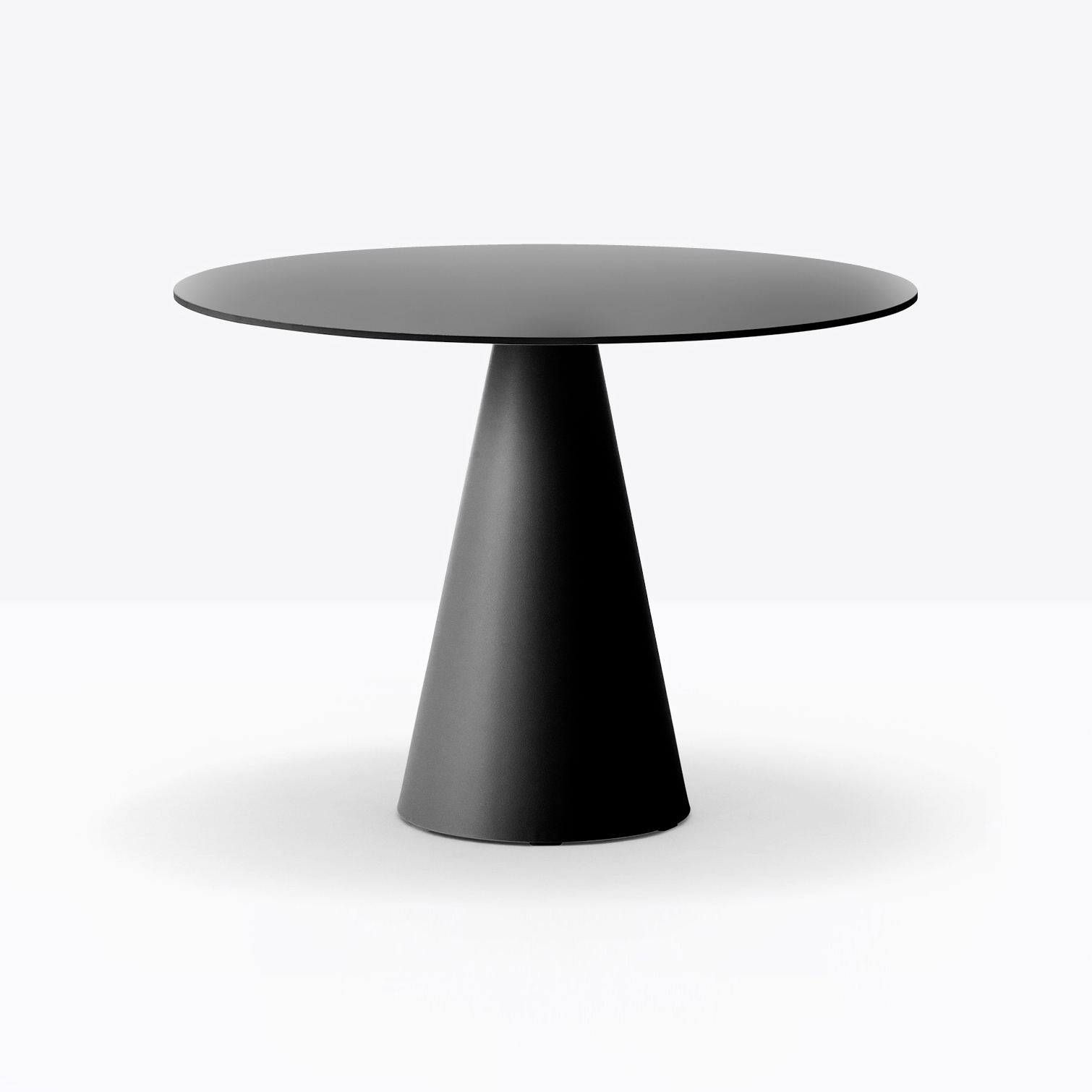 Display product Ikon 866 from manufacturer PEDRALI