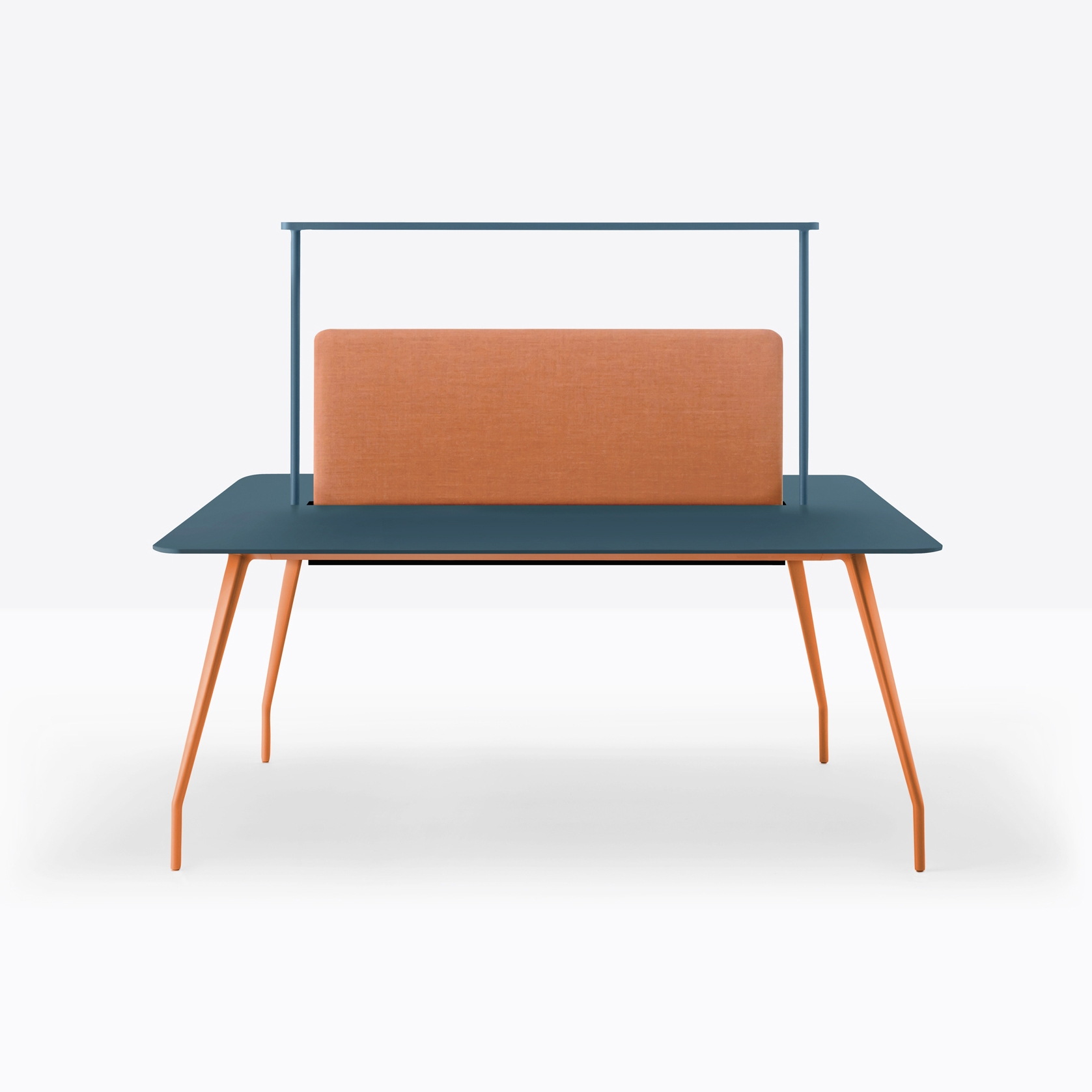 Display product Rizz Workstation from manufacturer PEDRALI
