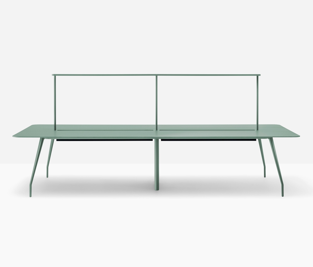 Display product Rizz Workstation from manufacturer PEDRALI