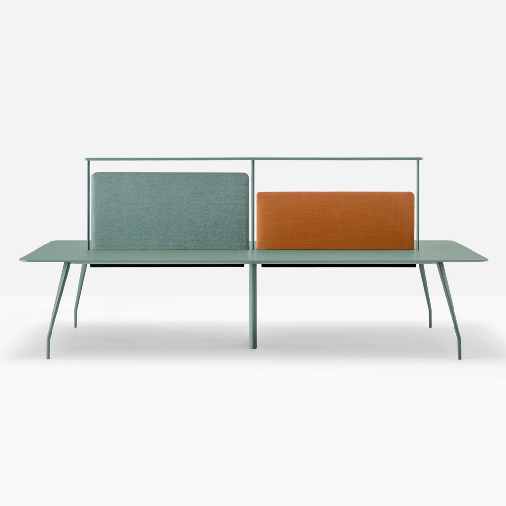 Display product Rizz Workstation from manufacturer PEDRALI