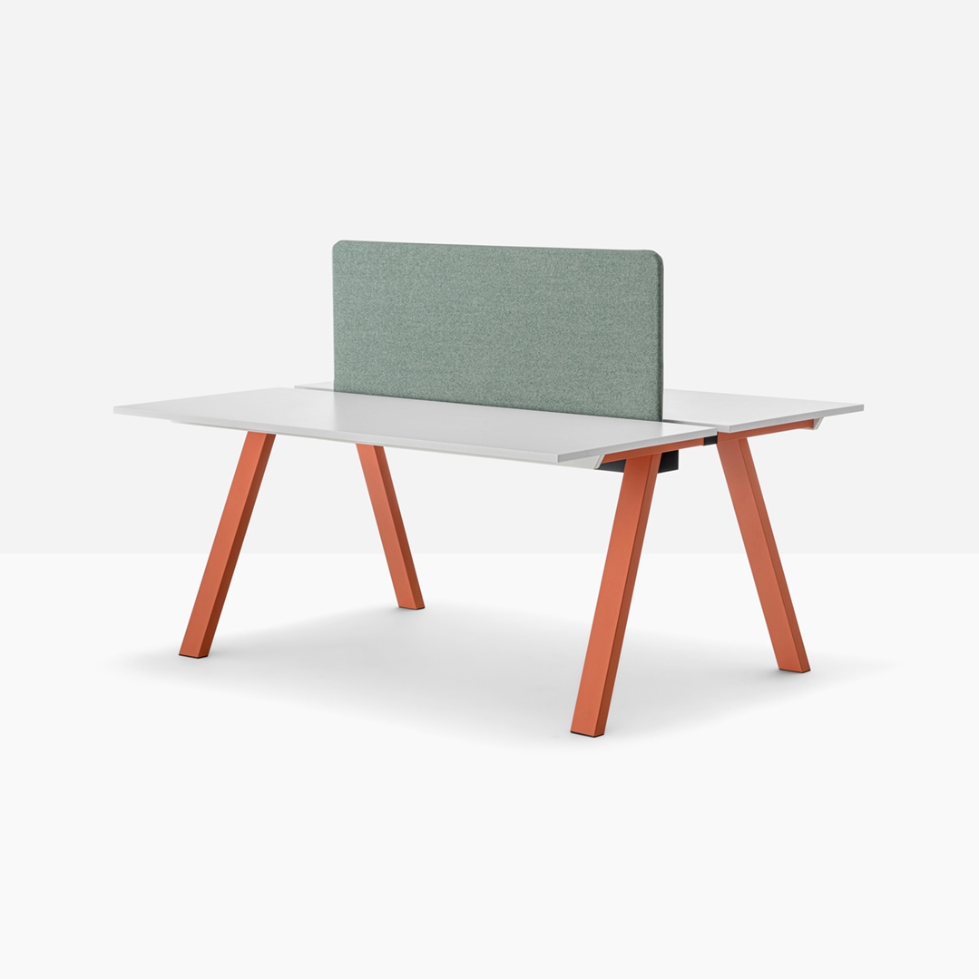 Mostrar el producto Arki-Table Desk del fabricante PEDRALI