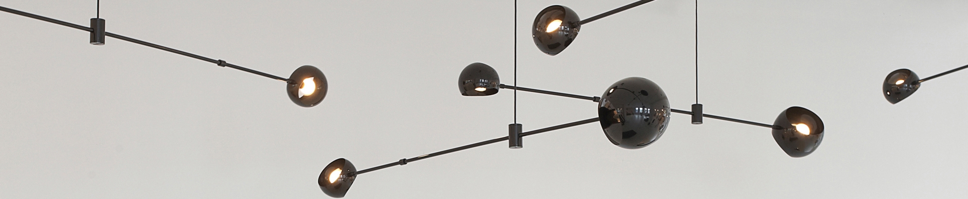 Discover the world of manufacturer David Weeks Studio