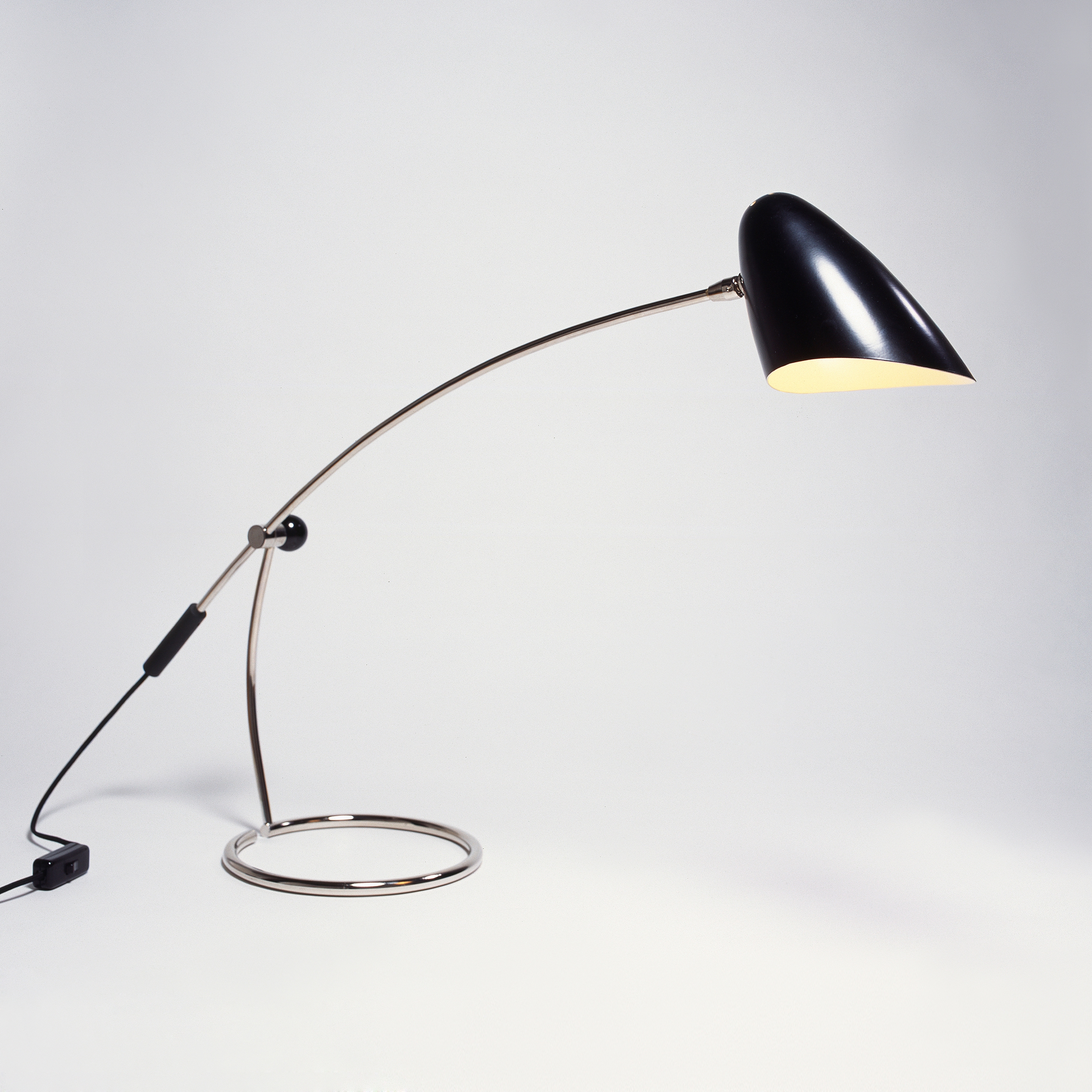 Display product Adjustable Arc No 109 from manufacturer David Weeks Studio