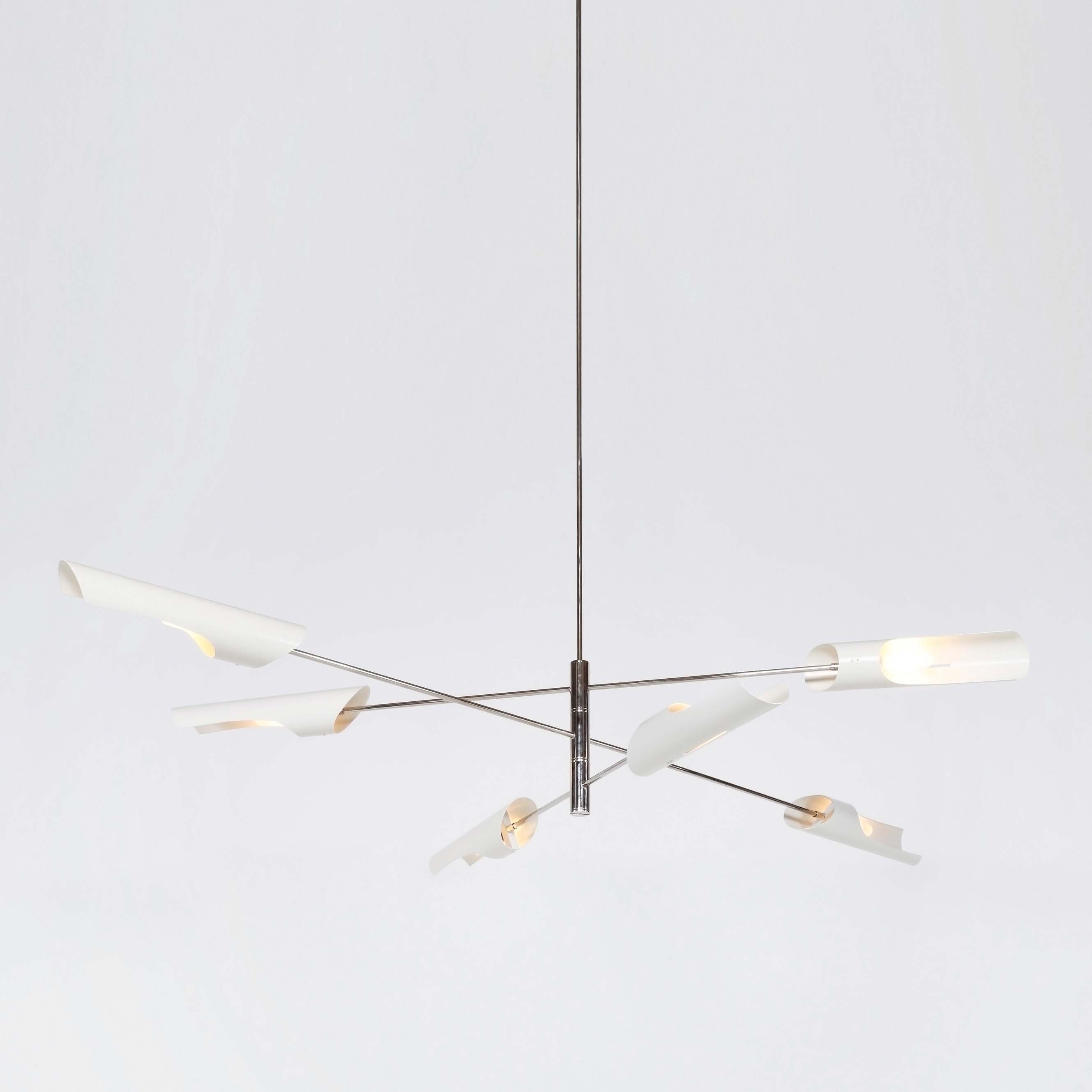 Vertoon produk Torroja Cross Chandelier No 425 van vervaardiger David Weeks Studio