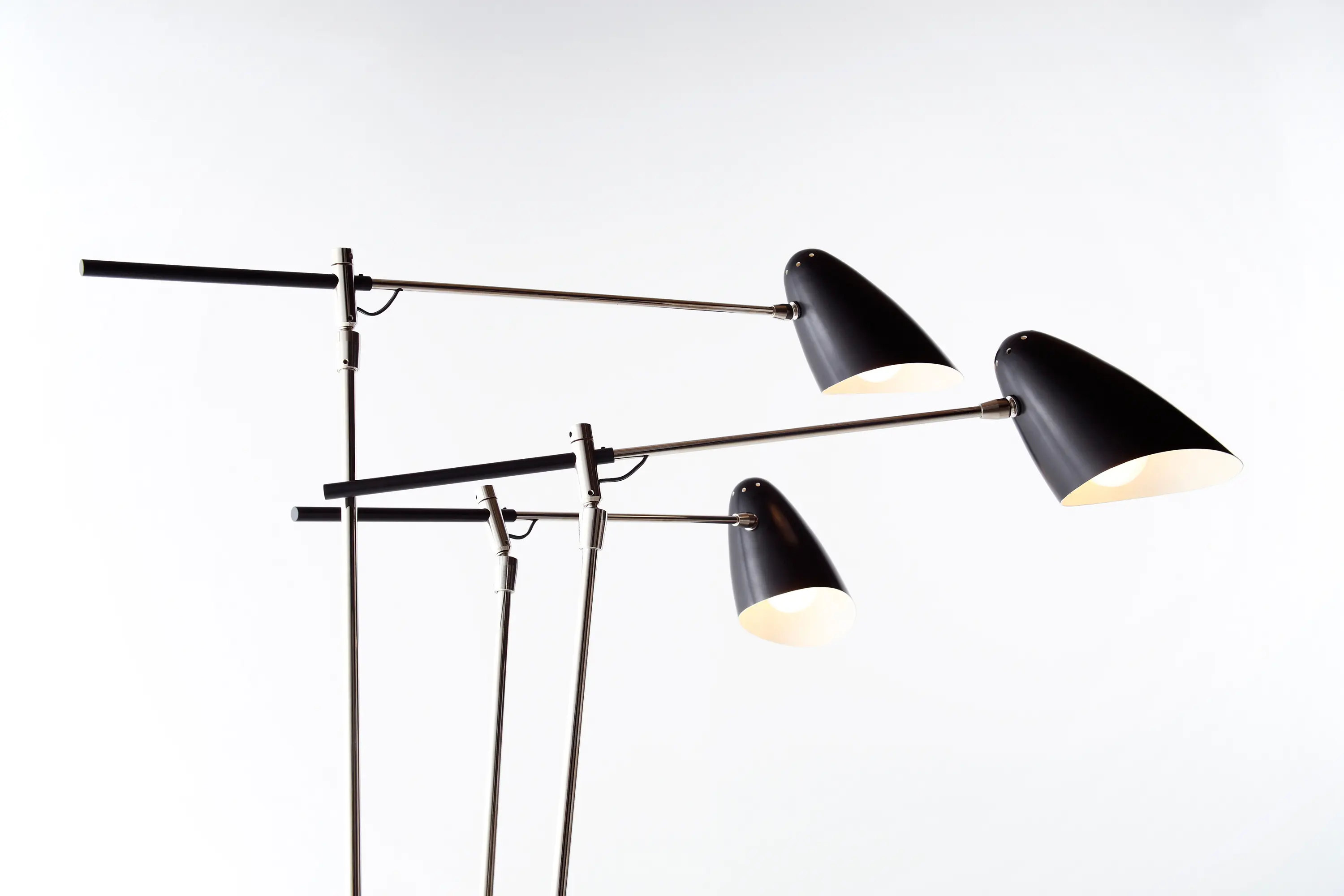 David Weeks Studio - Tripod No 303