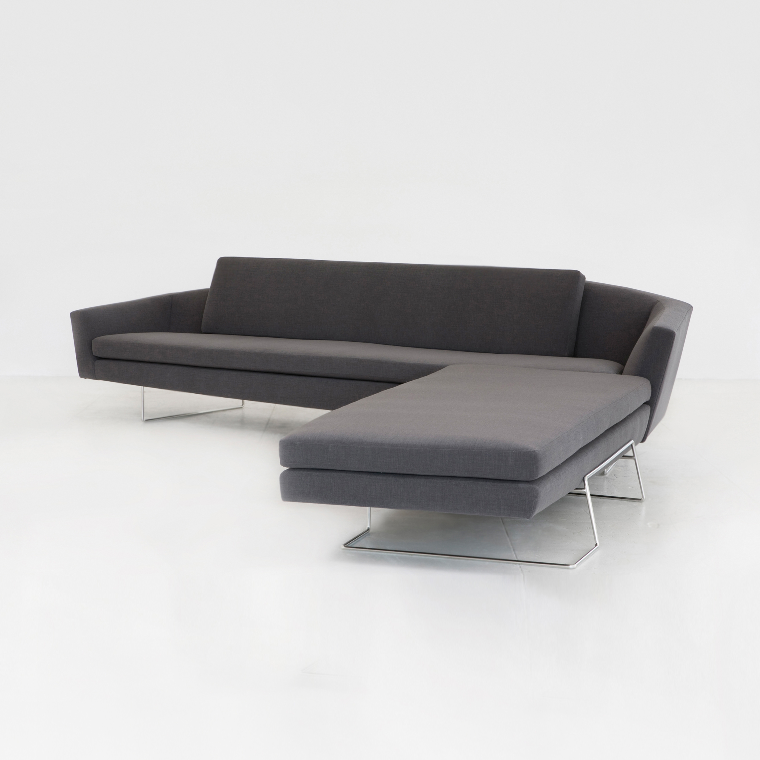 Mostra il prodotto Sculpt Sectional No 513 del produttore David Weeks Studio