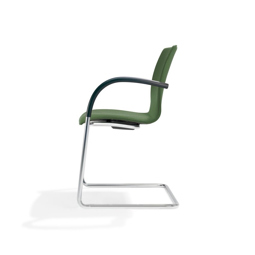 Trio cantilever frame chair with armrests