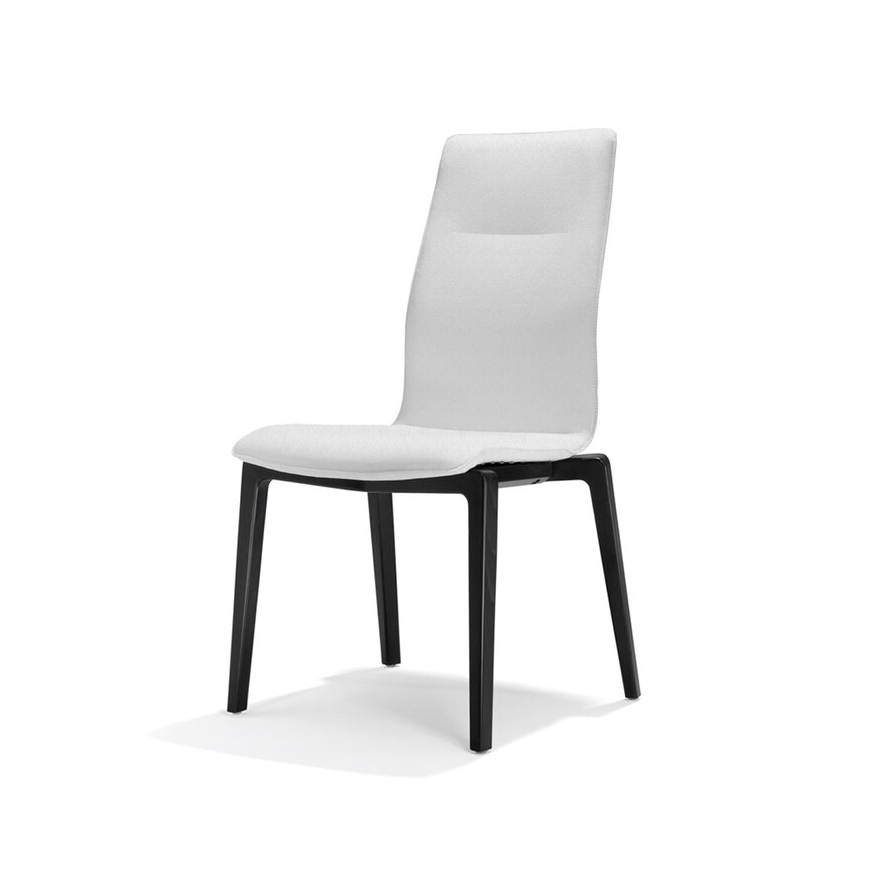 Yara chair on wooden frame